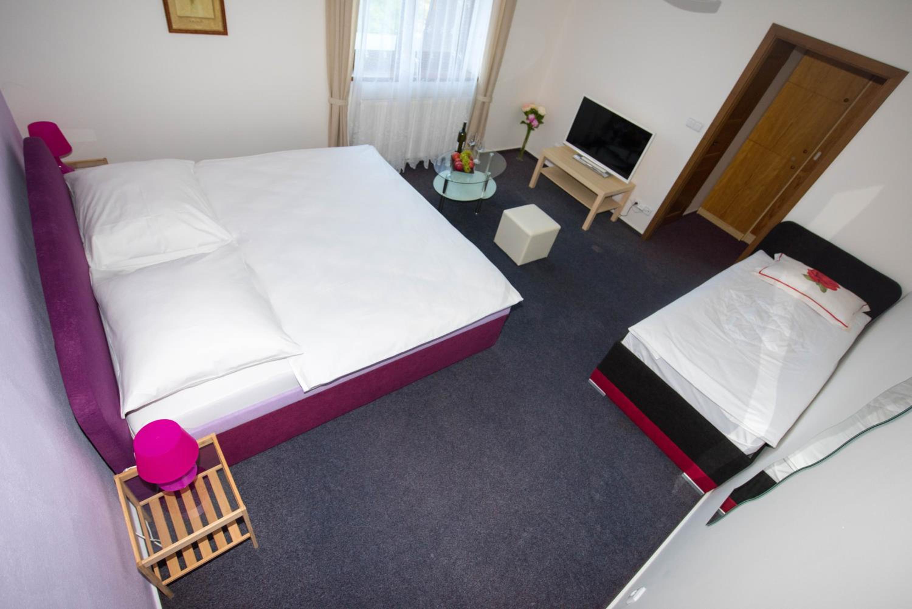 Triple Room photo 3