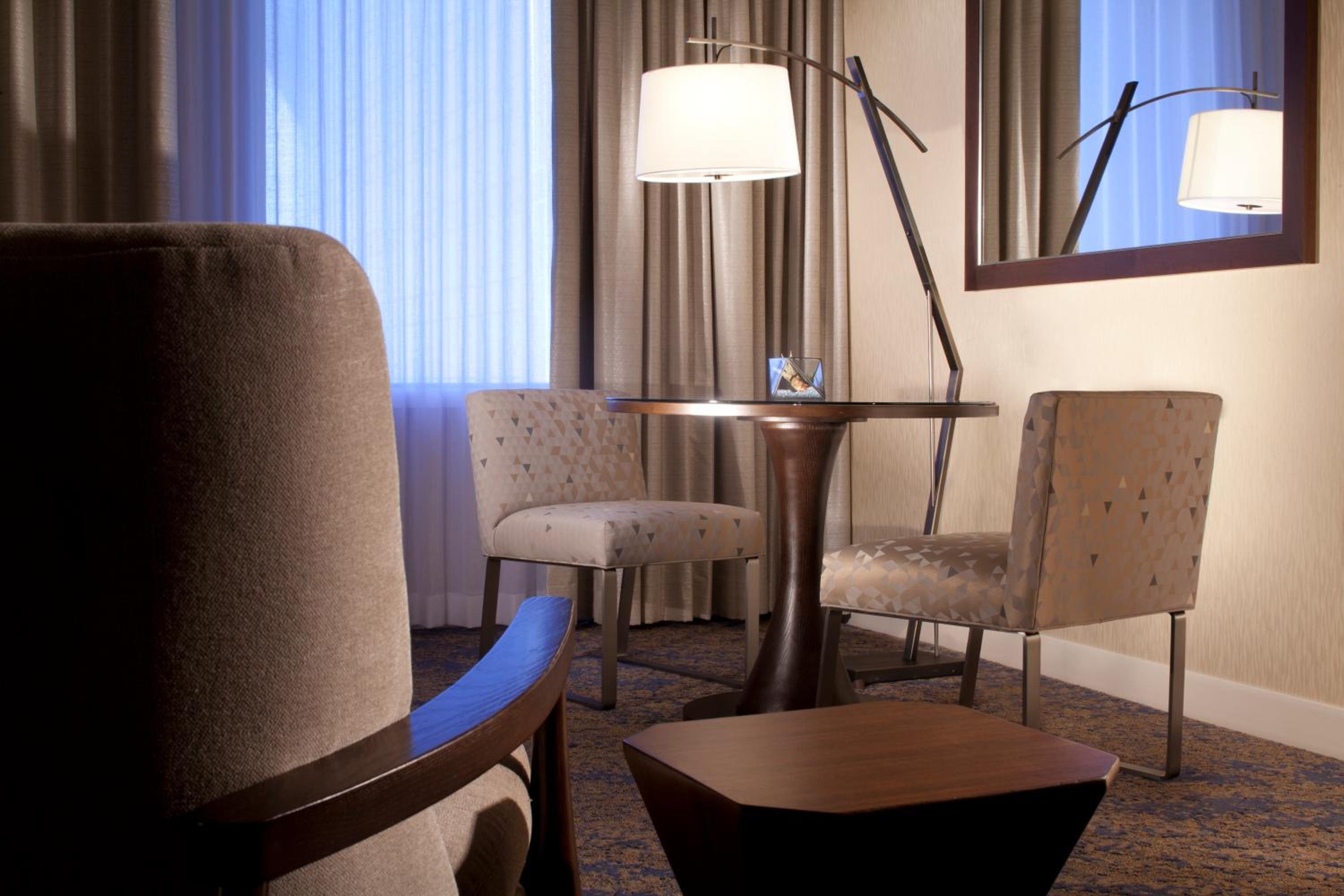 Corner King Suite