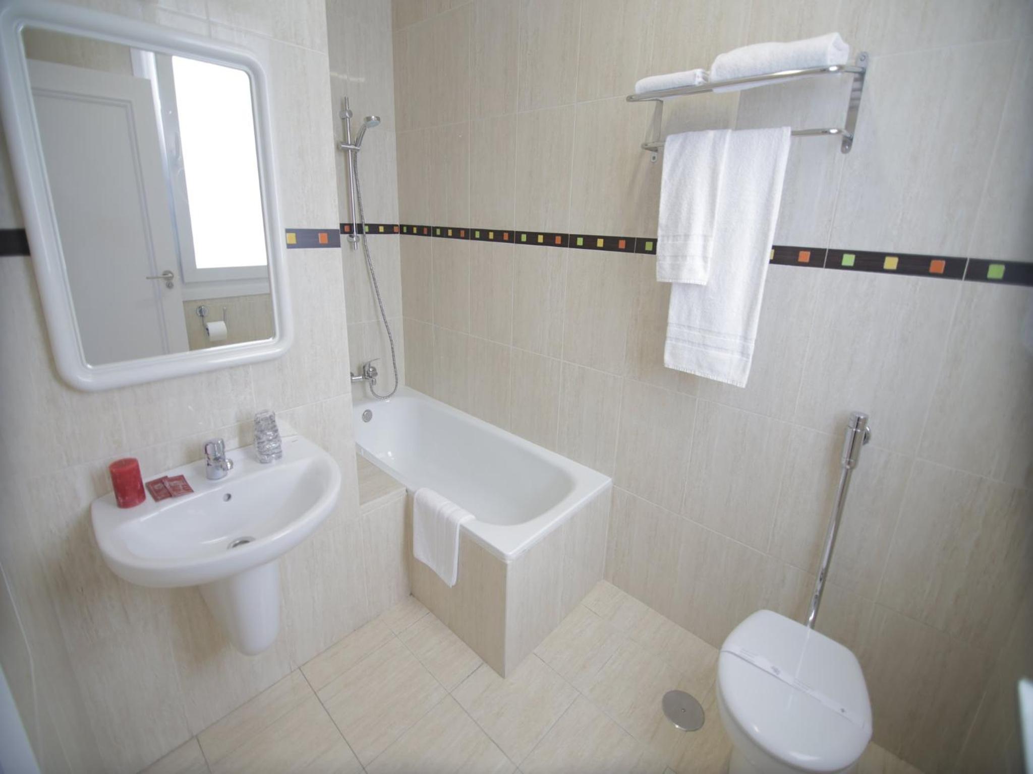 Economy Double or Twin Room photo 3