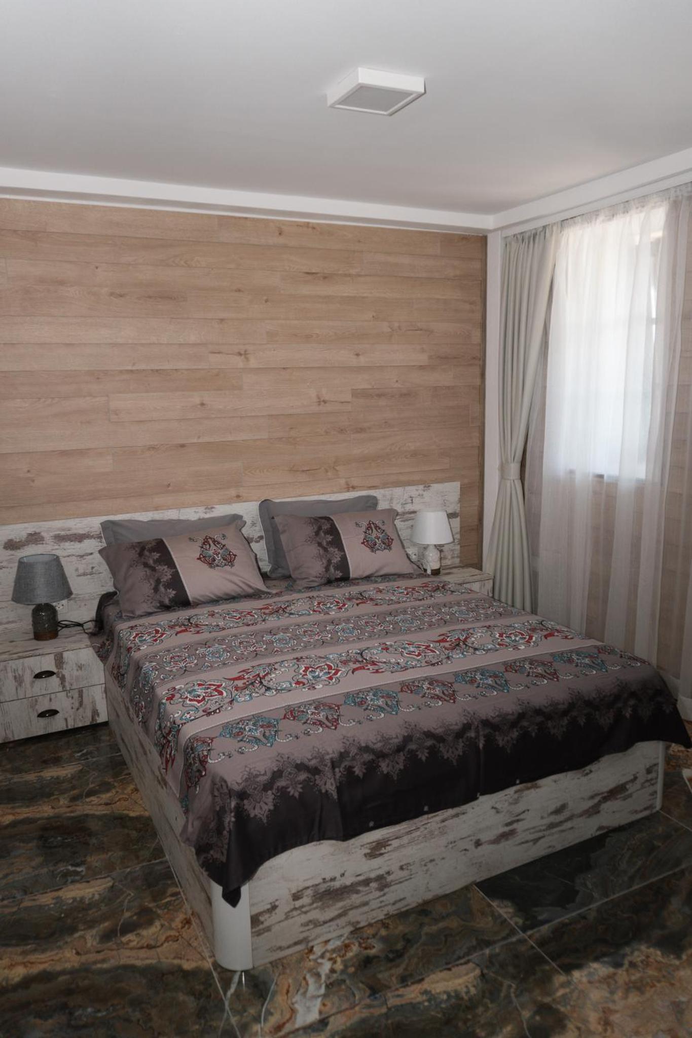 Deluxe Room (2 Adults + 1 Child) photo 1