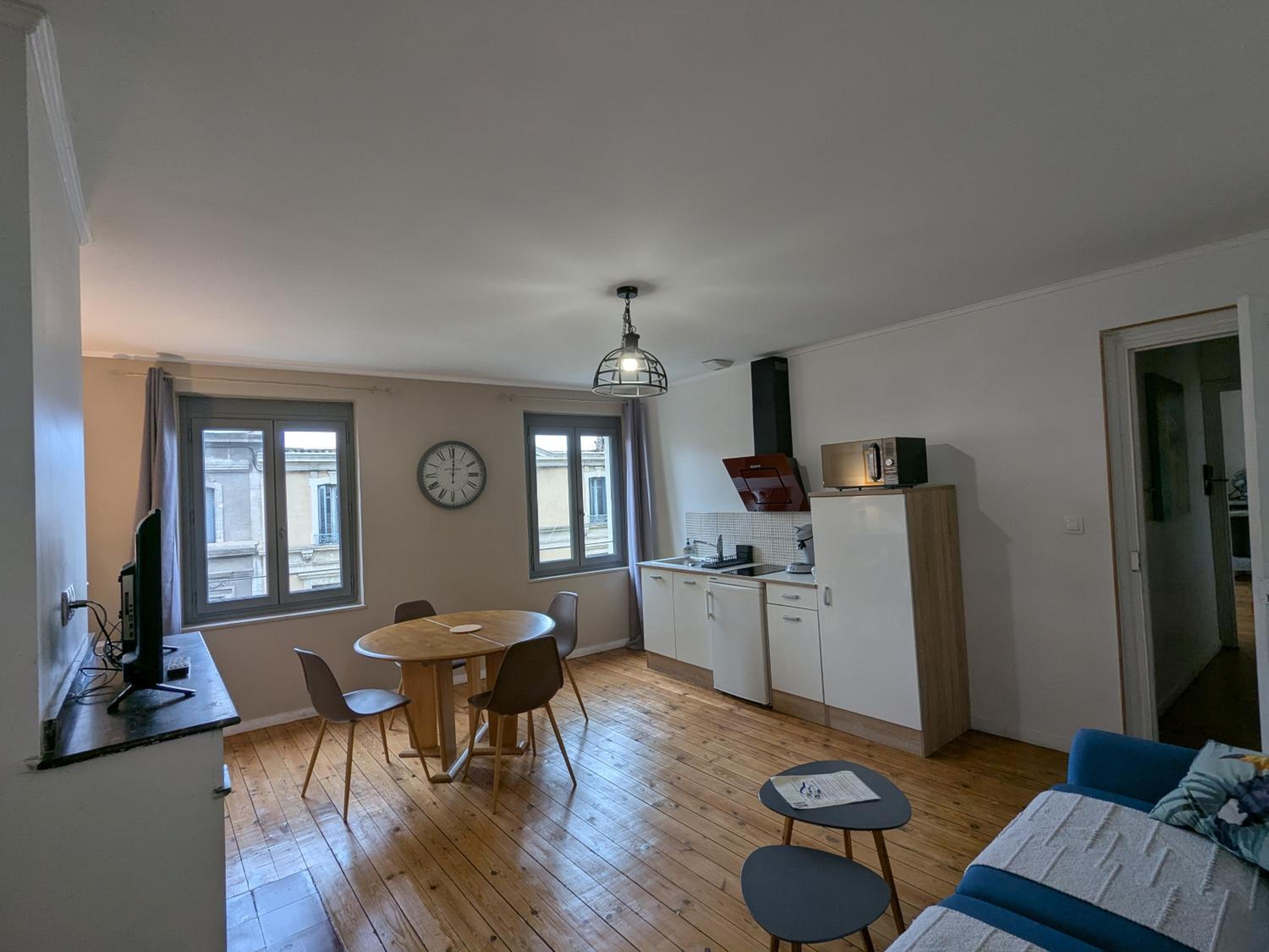 One-Bedroom Apartment