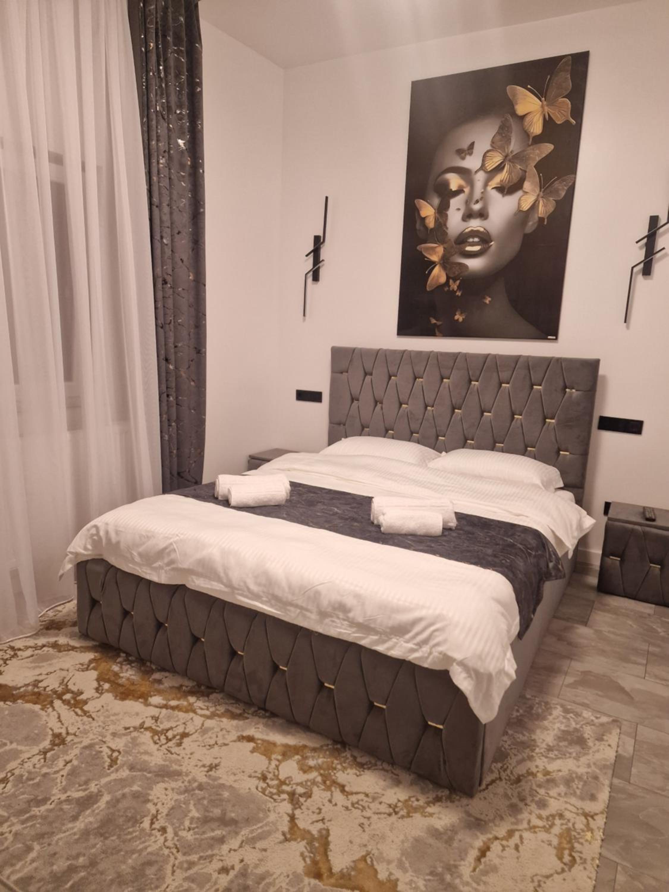 Deluxe Double or Twin Room photo 1