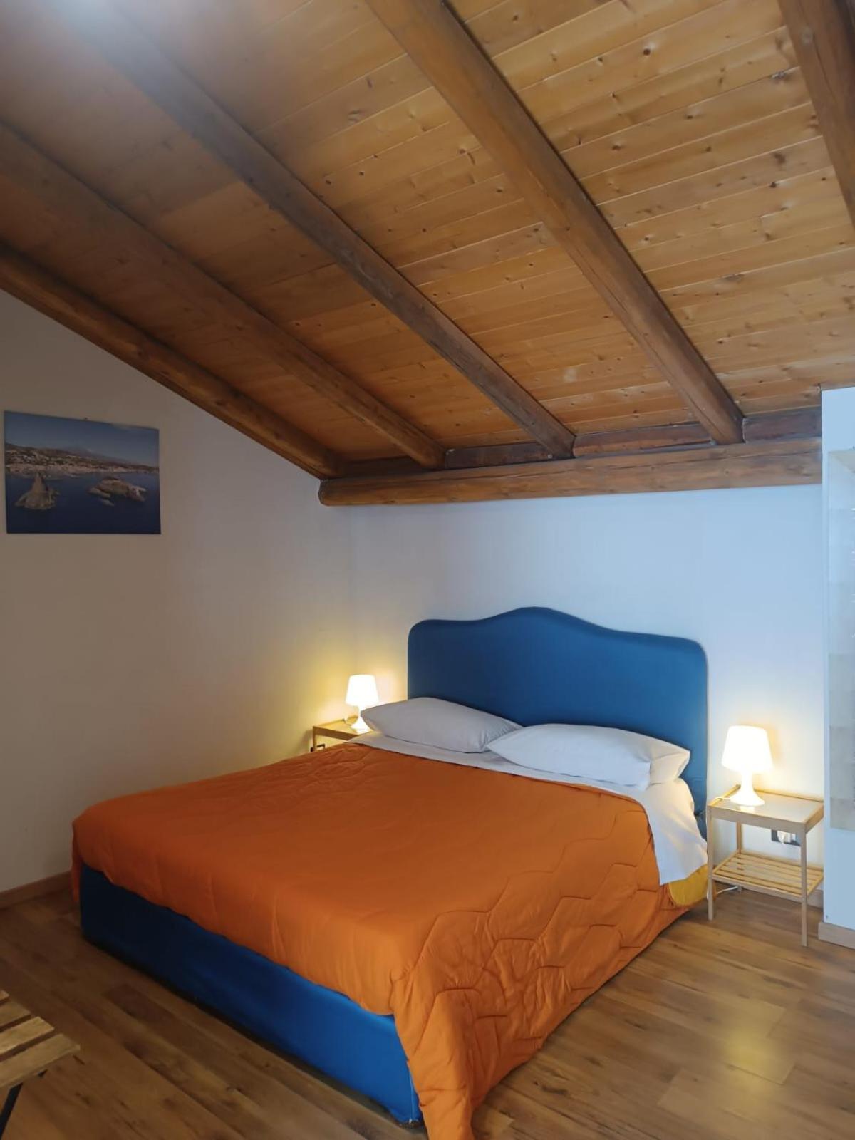 King Room with Balcony photo 2