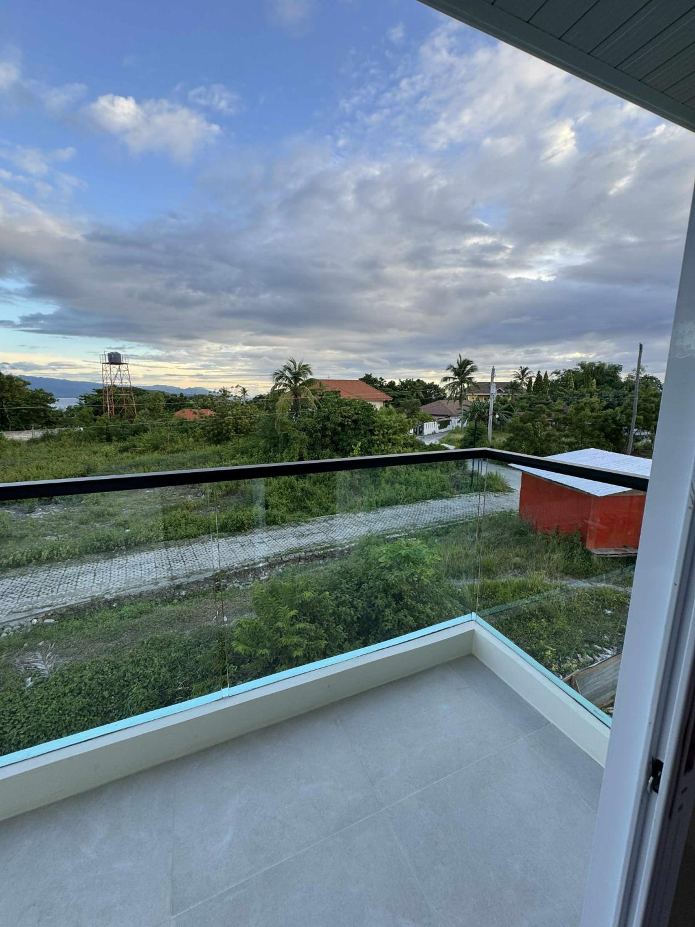 Deluxe Double Room with Balcony and Sea View photo 3