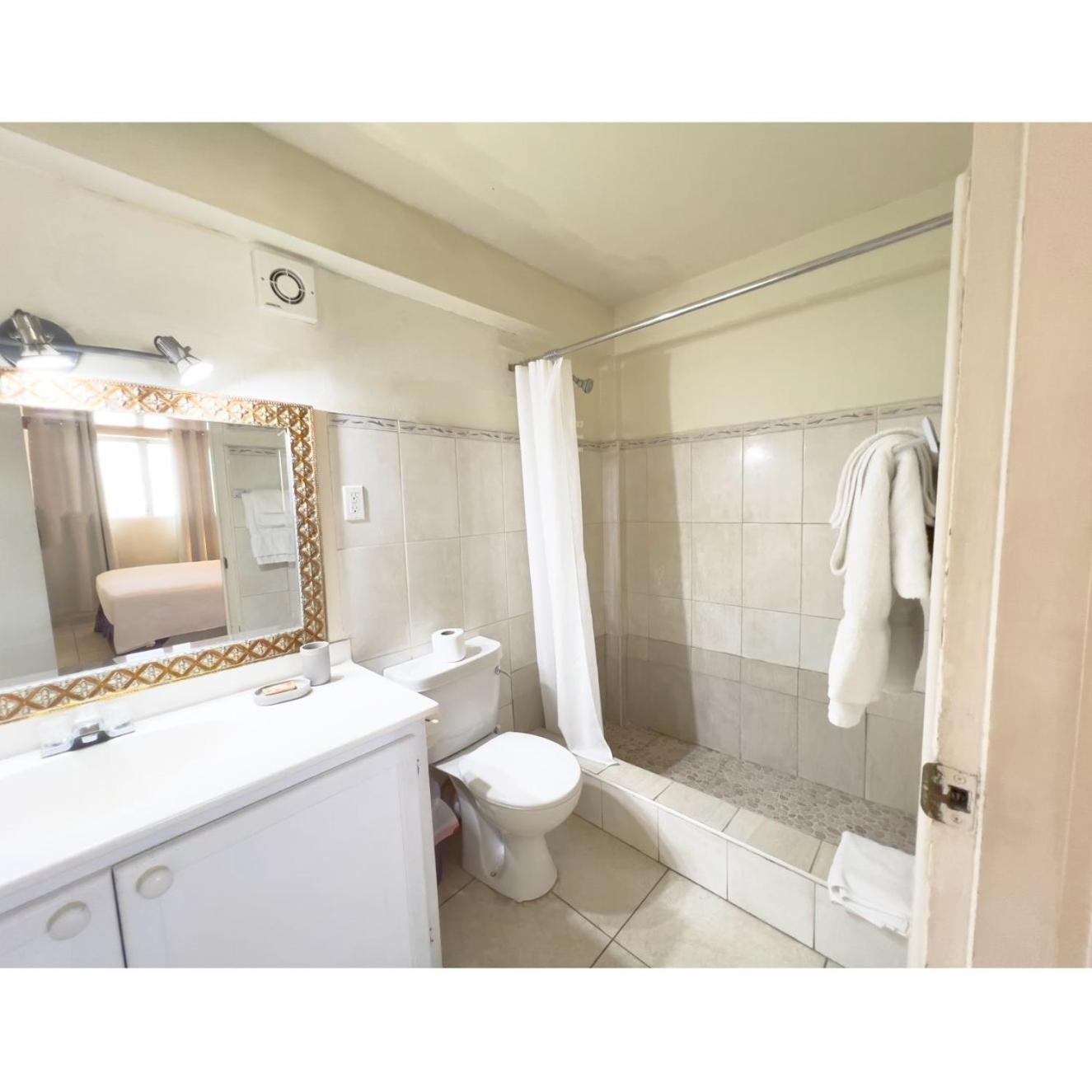 Single Room with Balcony photo 3