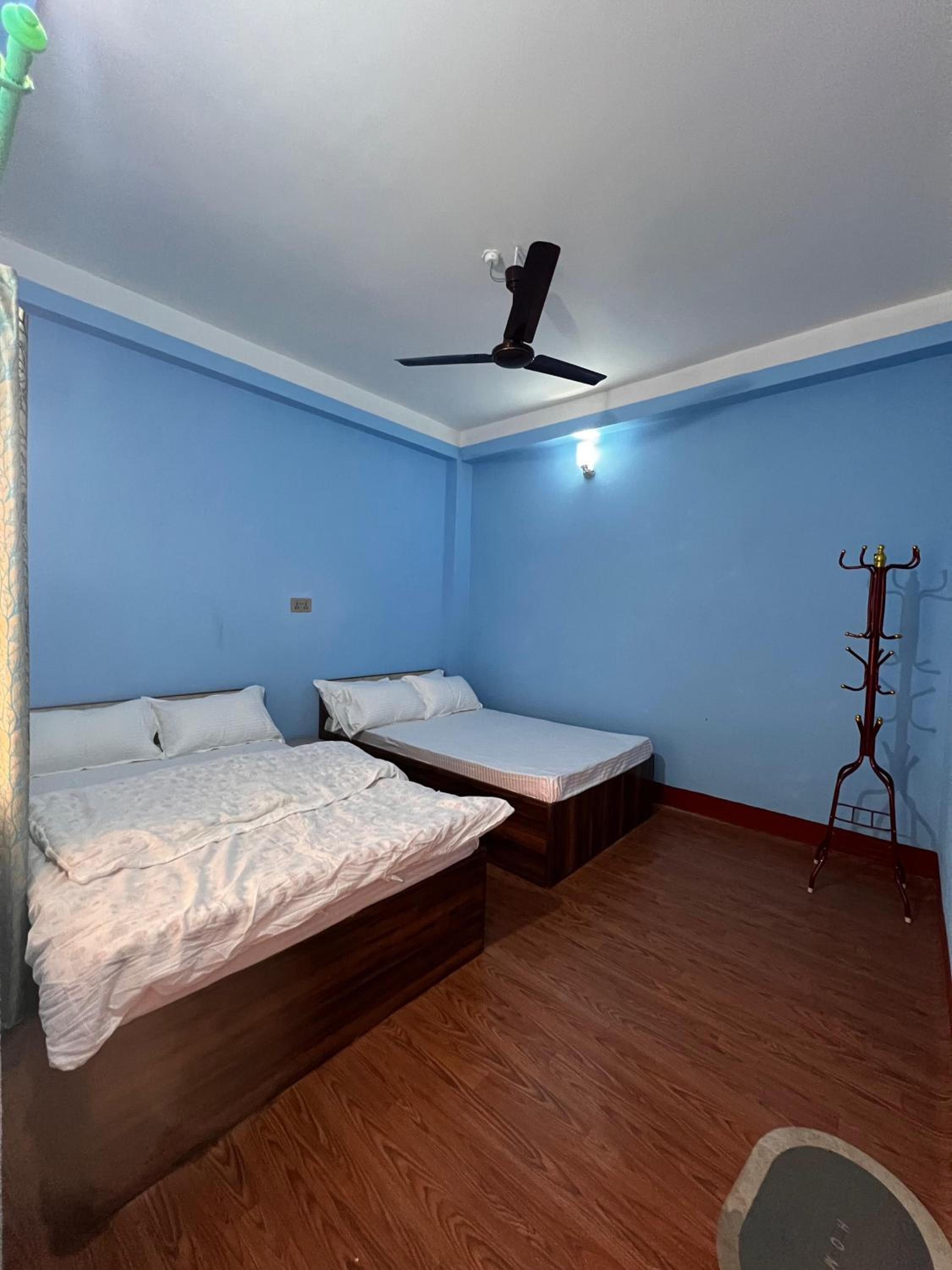 Standard King Room photo 2