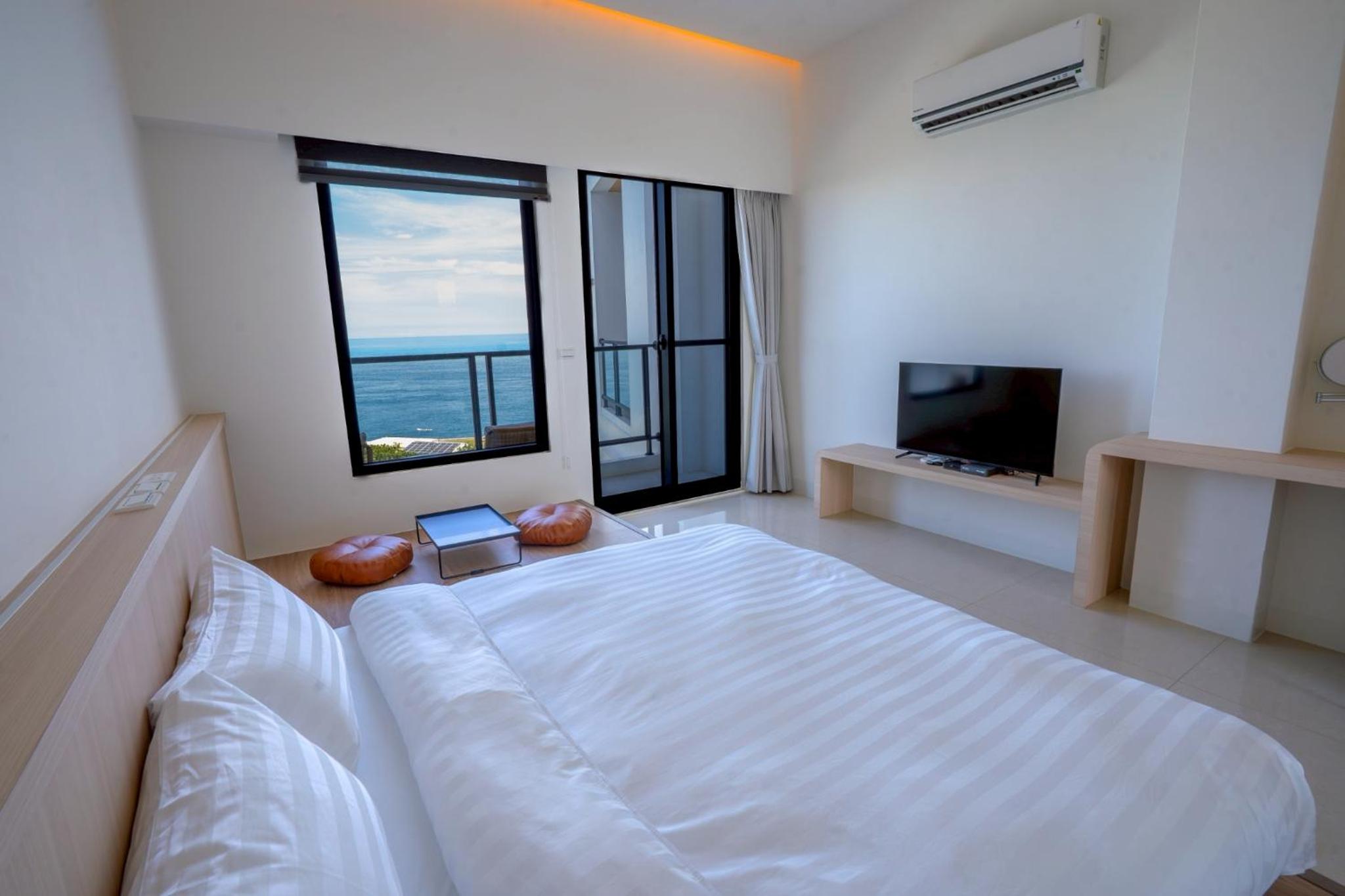  Queen Room with Sea view and Balcony photo 2
