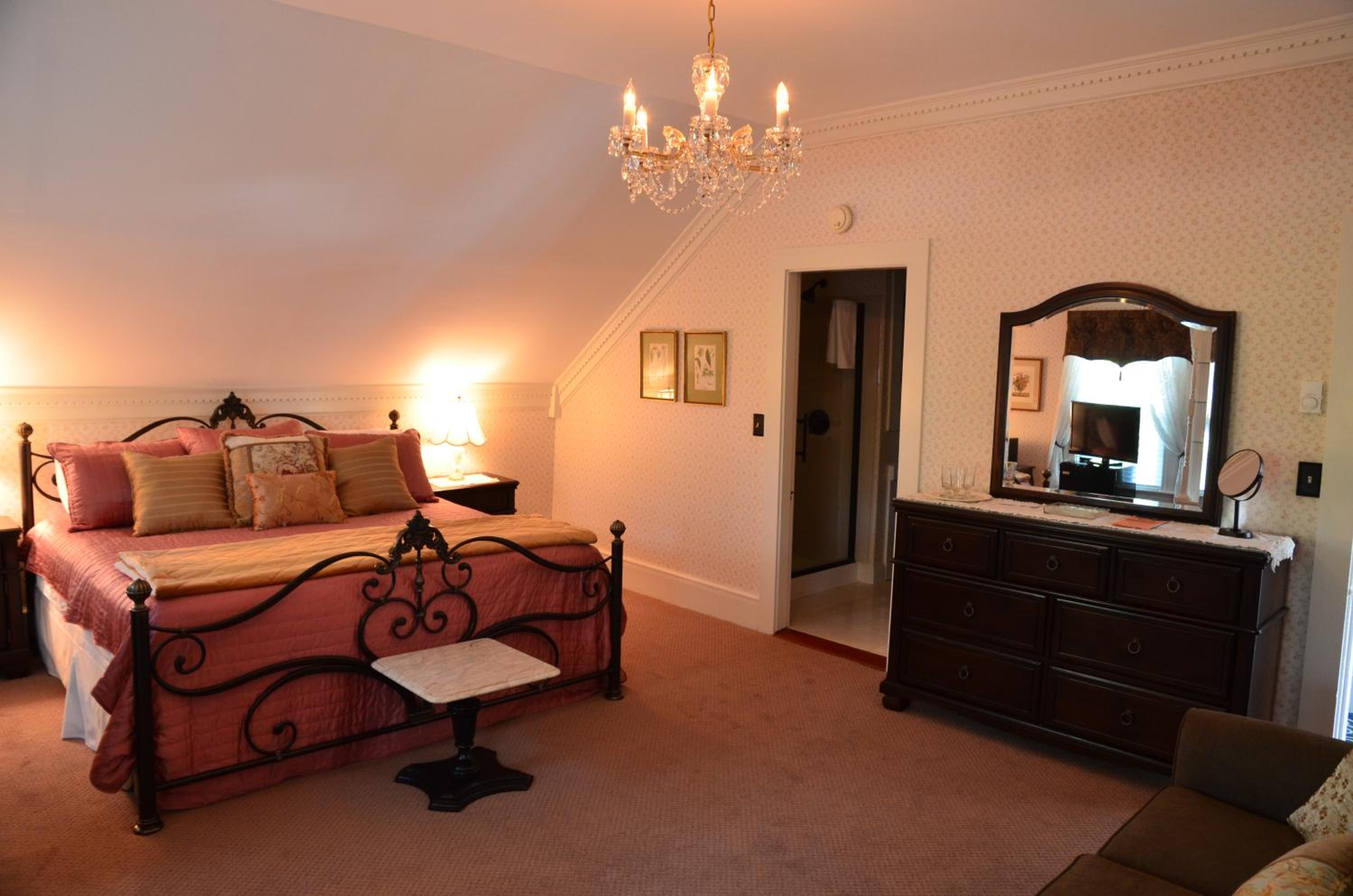 Standard Suite photo 2