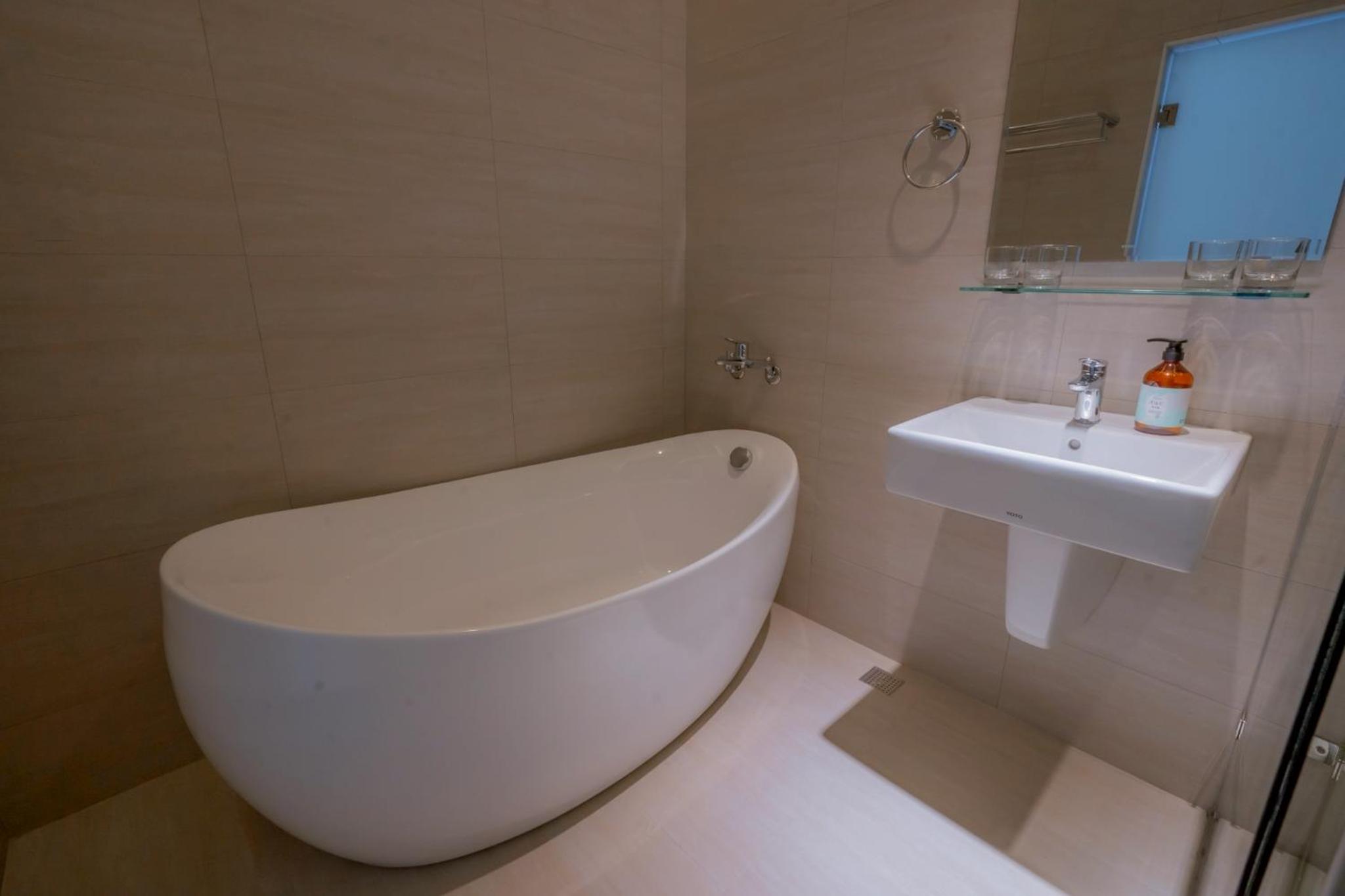 Quadruple Room with Sea View Balcony photo 3