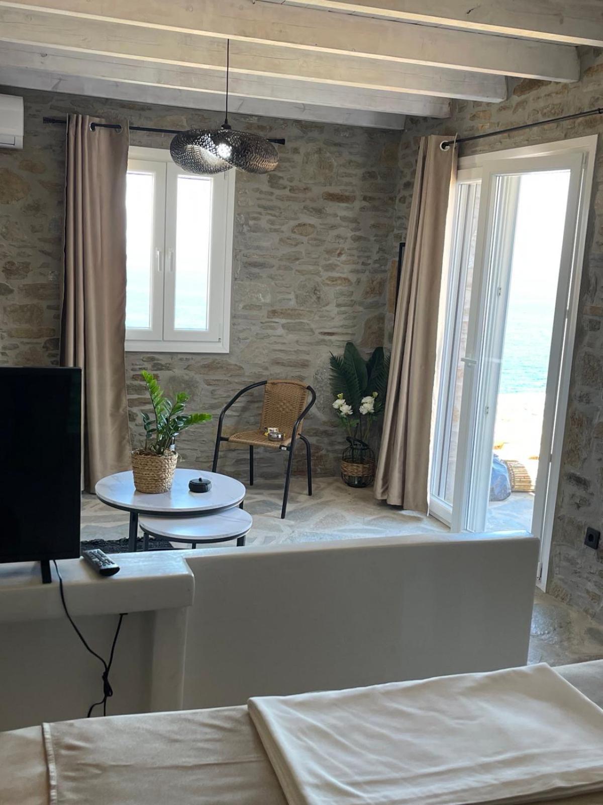 Quadruple Room with Sea View photo 2