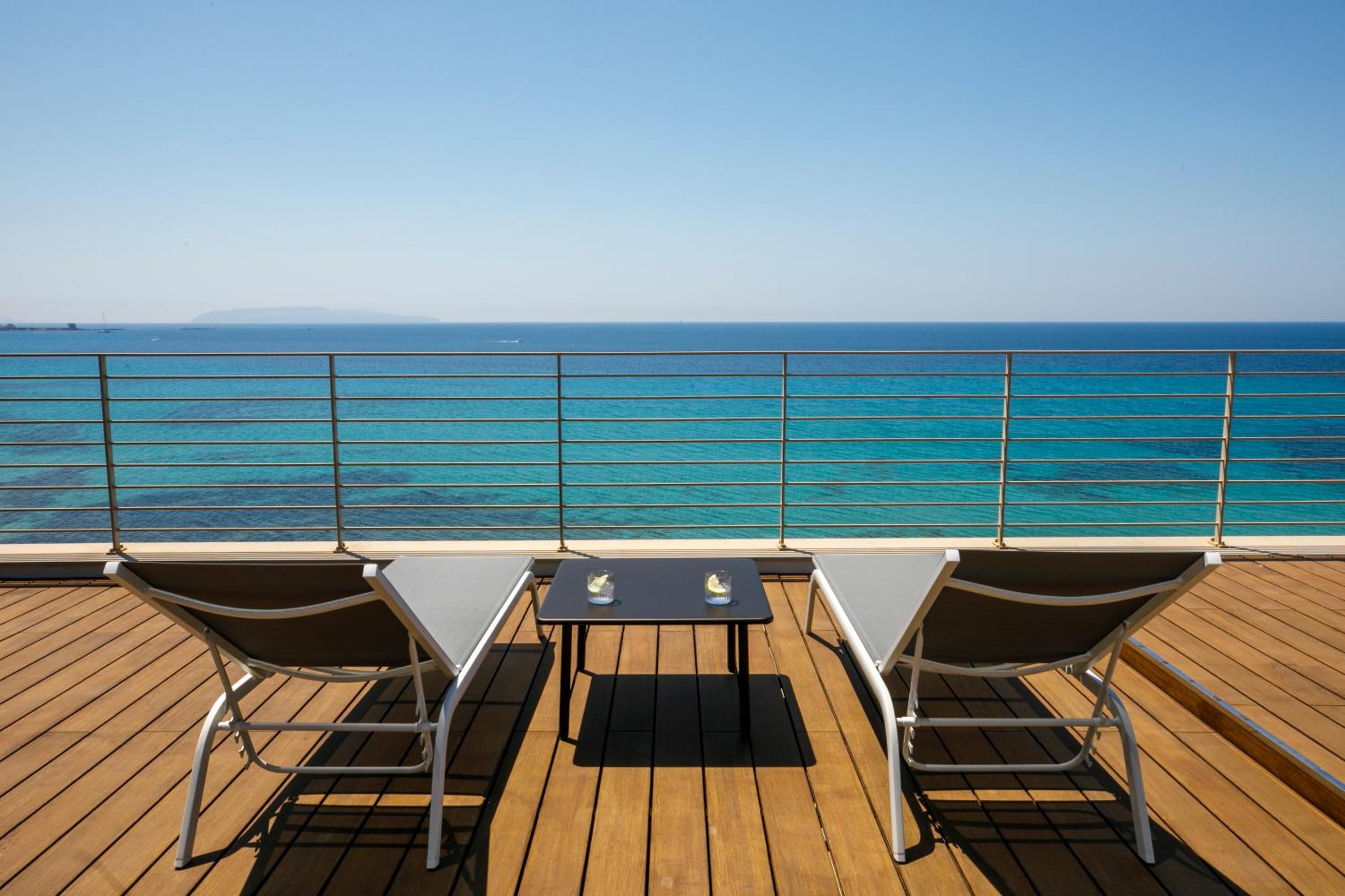 Suite with Terrace photo 3