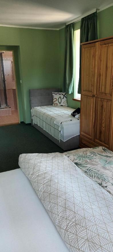 Classic Triple Room photo 1
