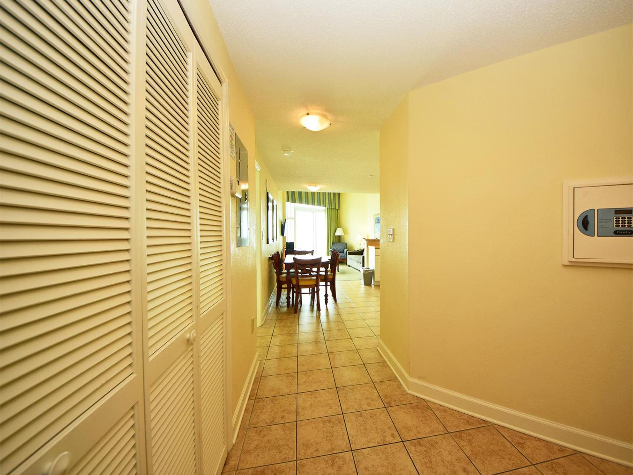 2 Bedroom 2 Bath Oceanfront Condo with 1 King, 2 Queens and 1 Sleeper Sofa - T20