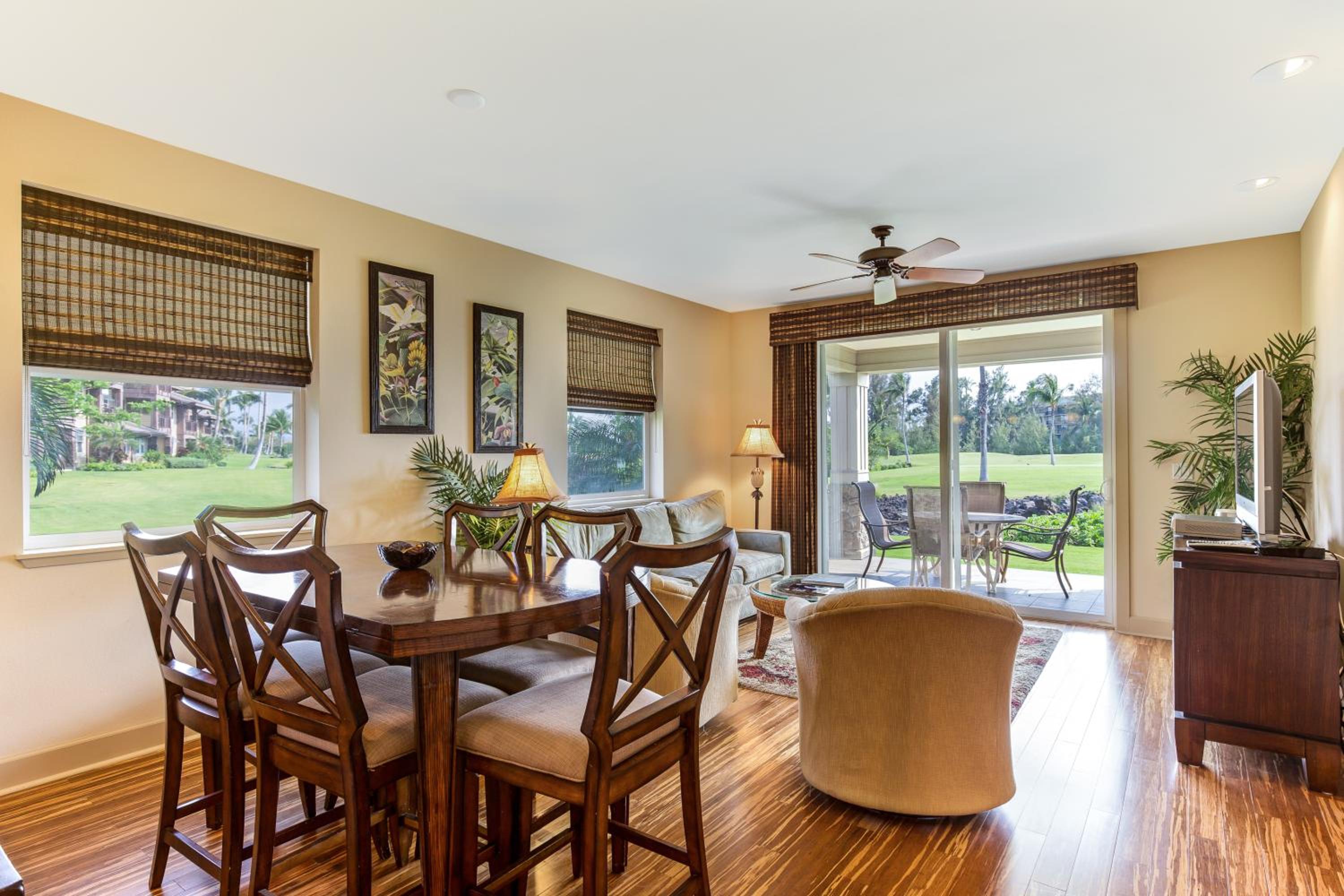 3 Bedroom Ocean View Town Home photo 2