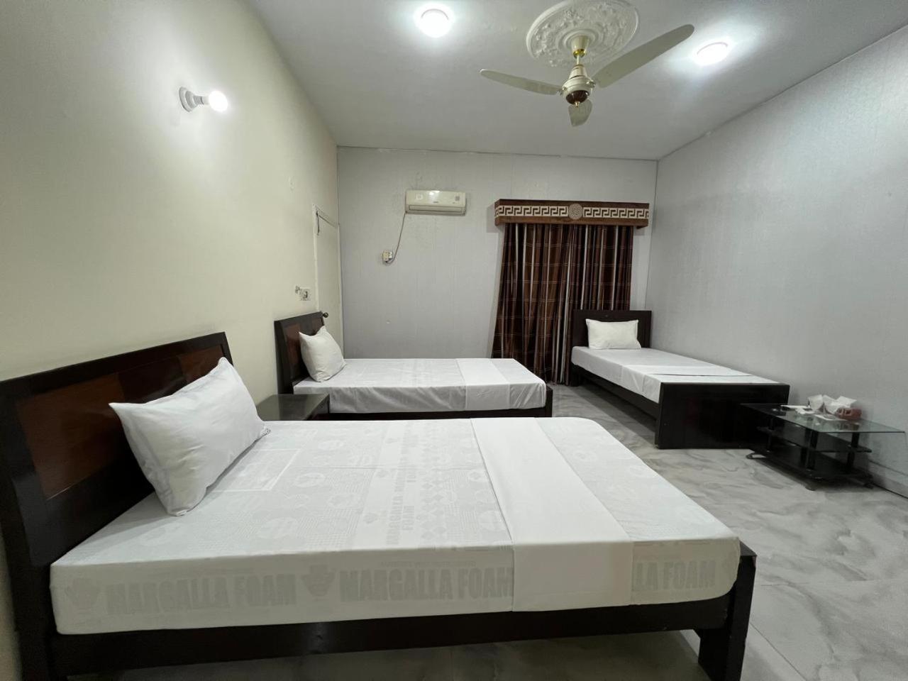 Deluxe Family Suite
