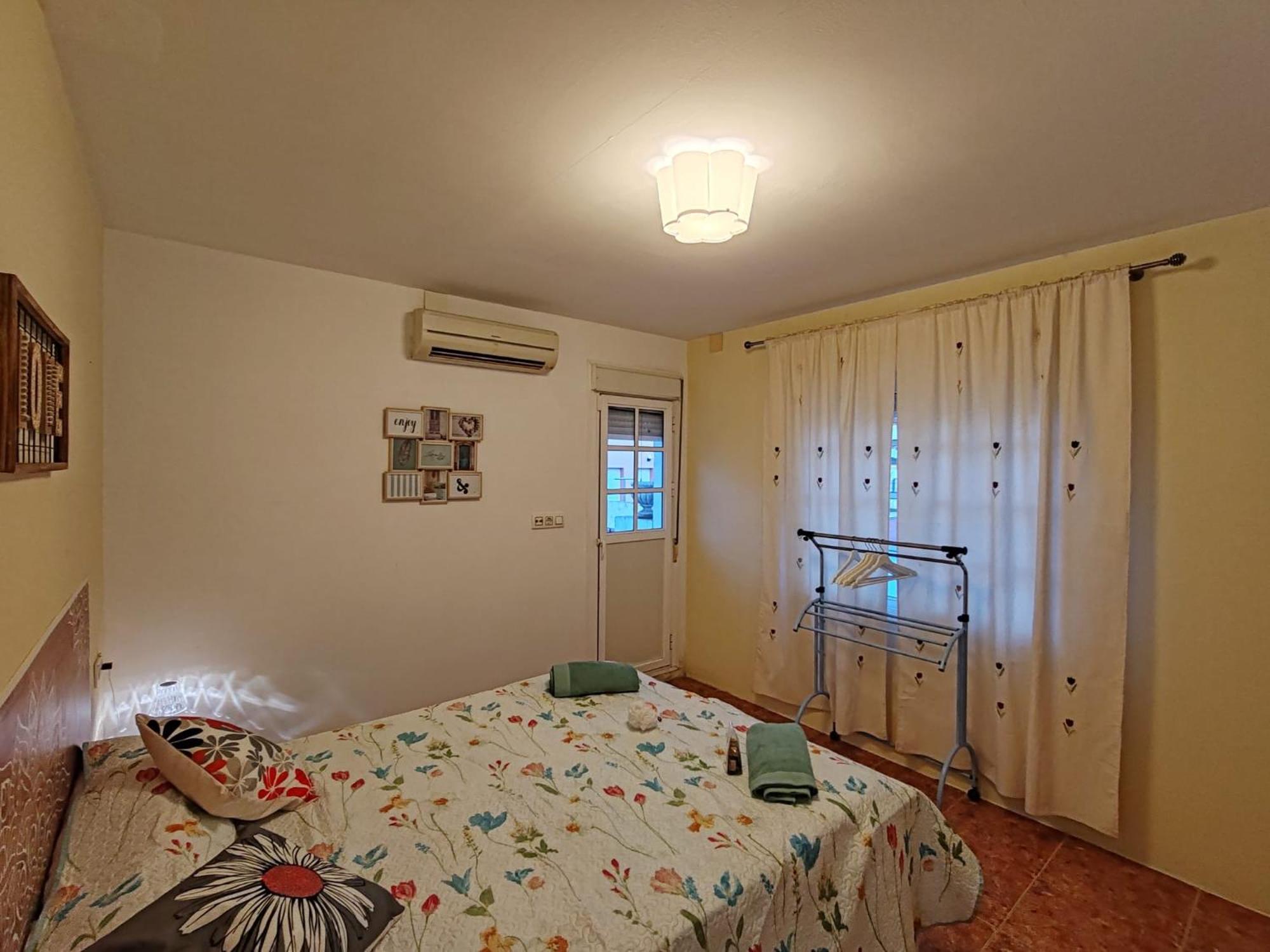 Queen Room with Balcony photo 2