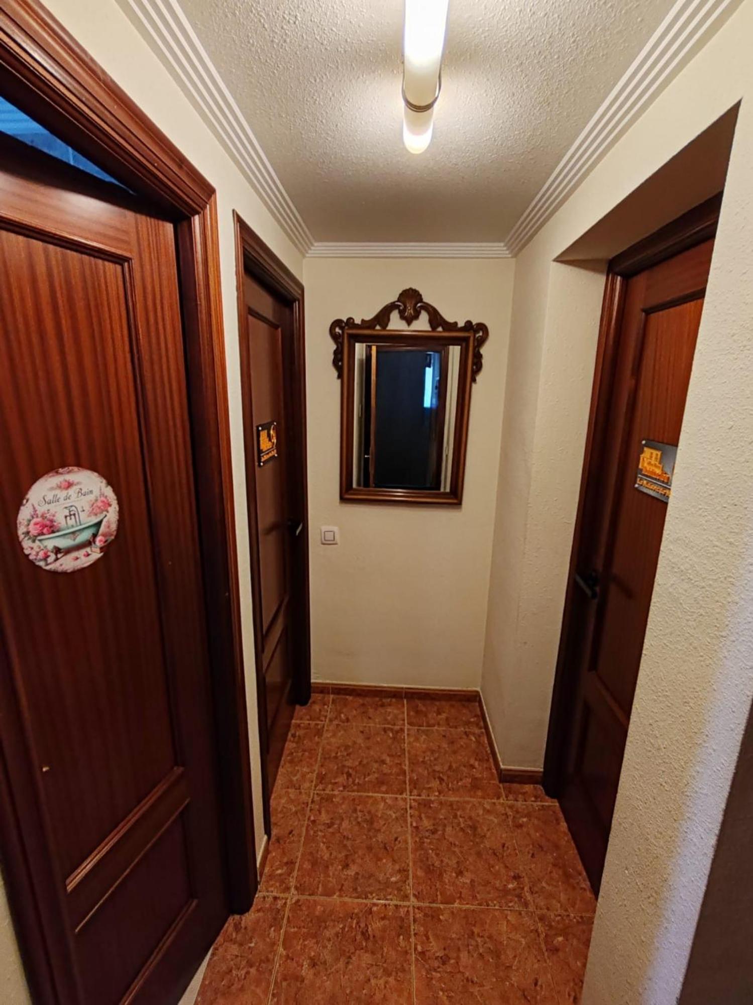 Double Room with Shared Toilet photo 2