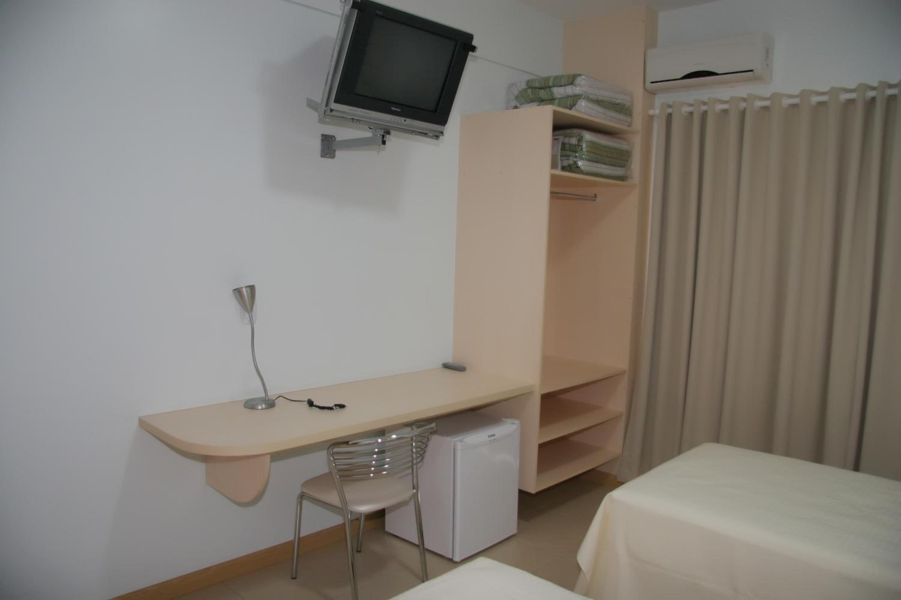 Deluxe Twin Room photo 3