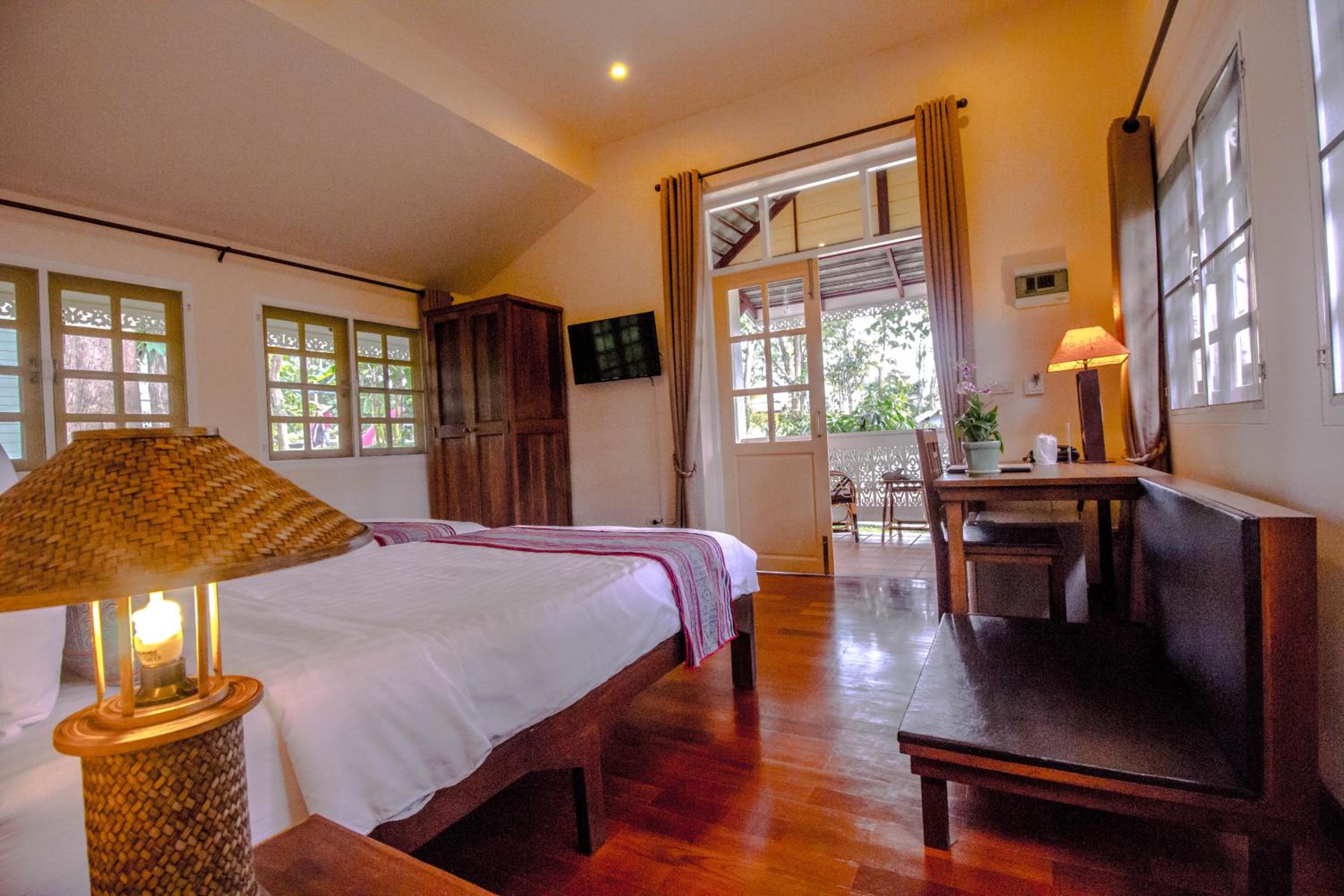 Deluxe Twin Room photo 2