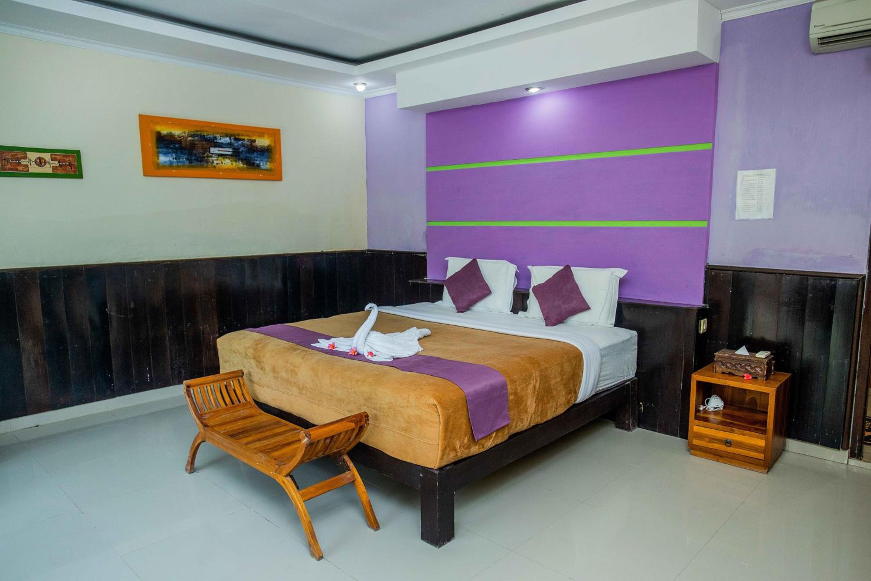 Deluxe Room - Photo 2