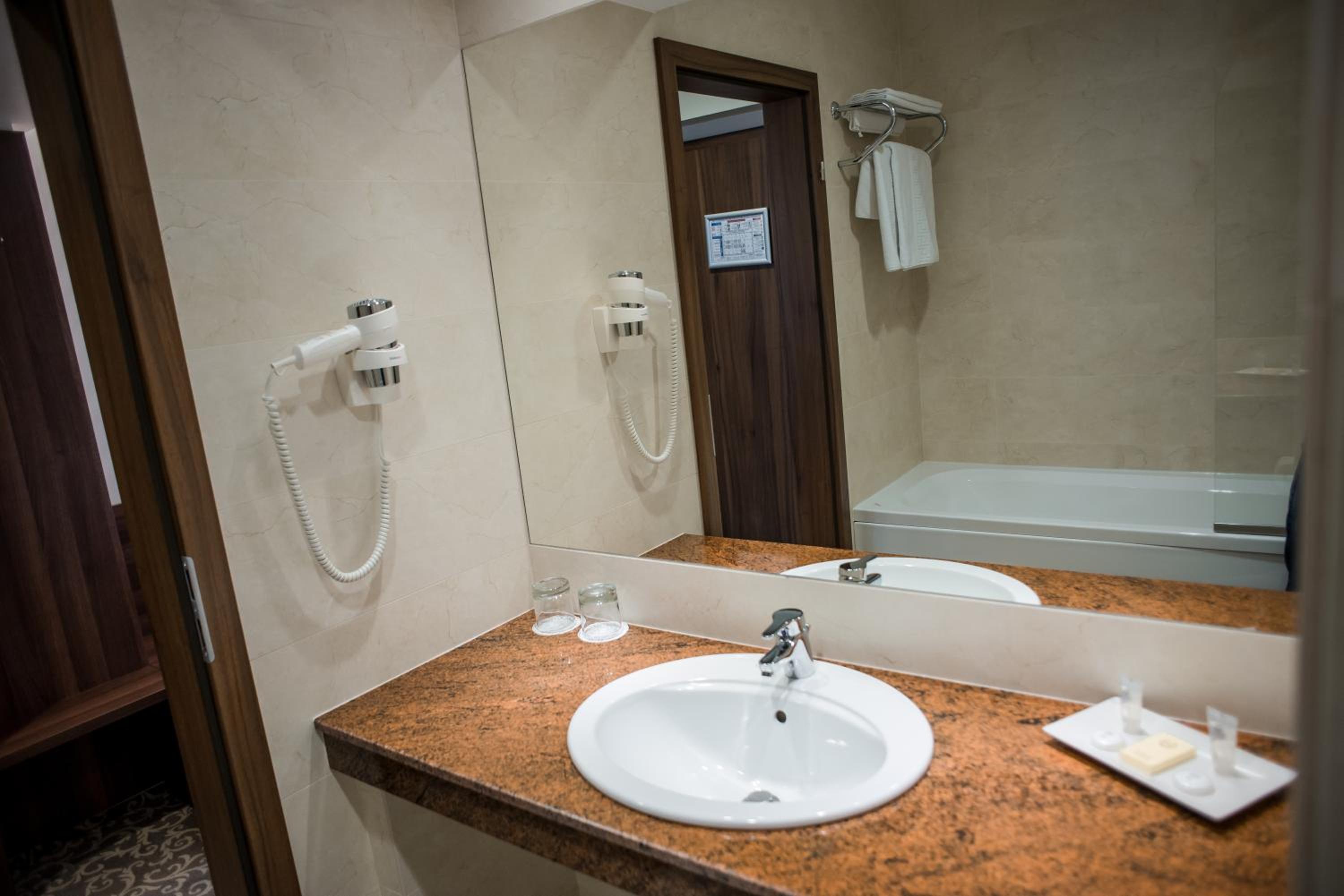 Deluxe Twin Room Non Smoking photo 2