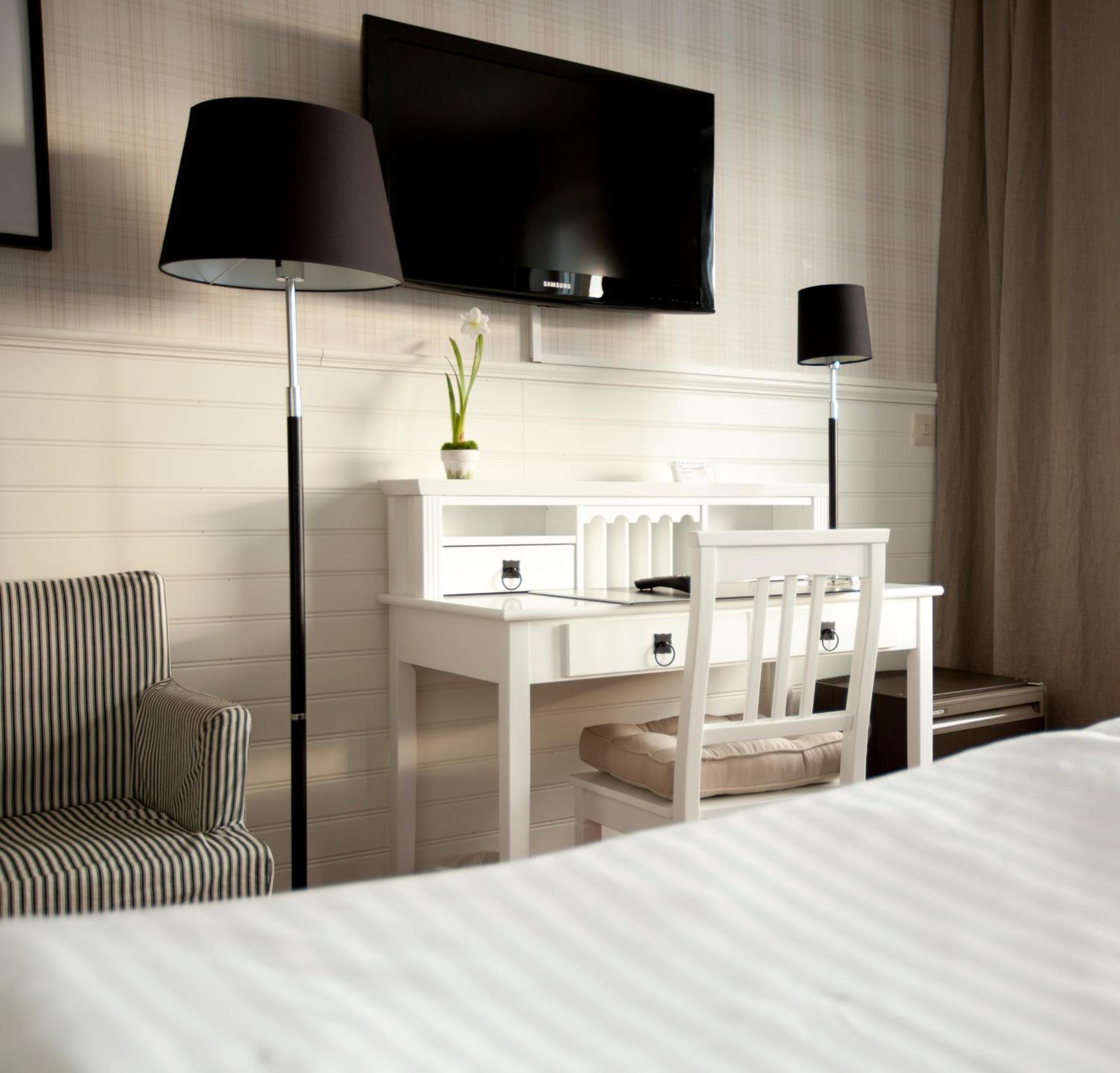 Twin Room - Photo 6