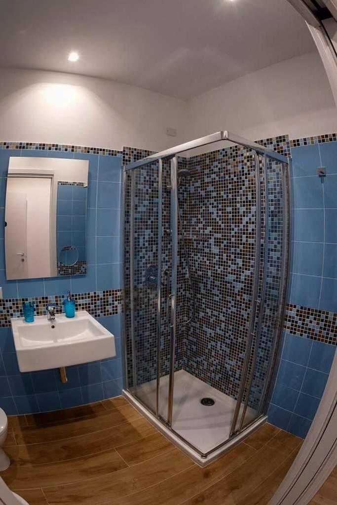 One-Bedroom Apartment - Photo 9