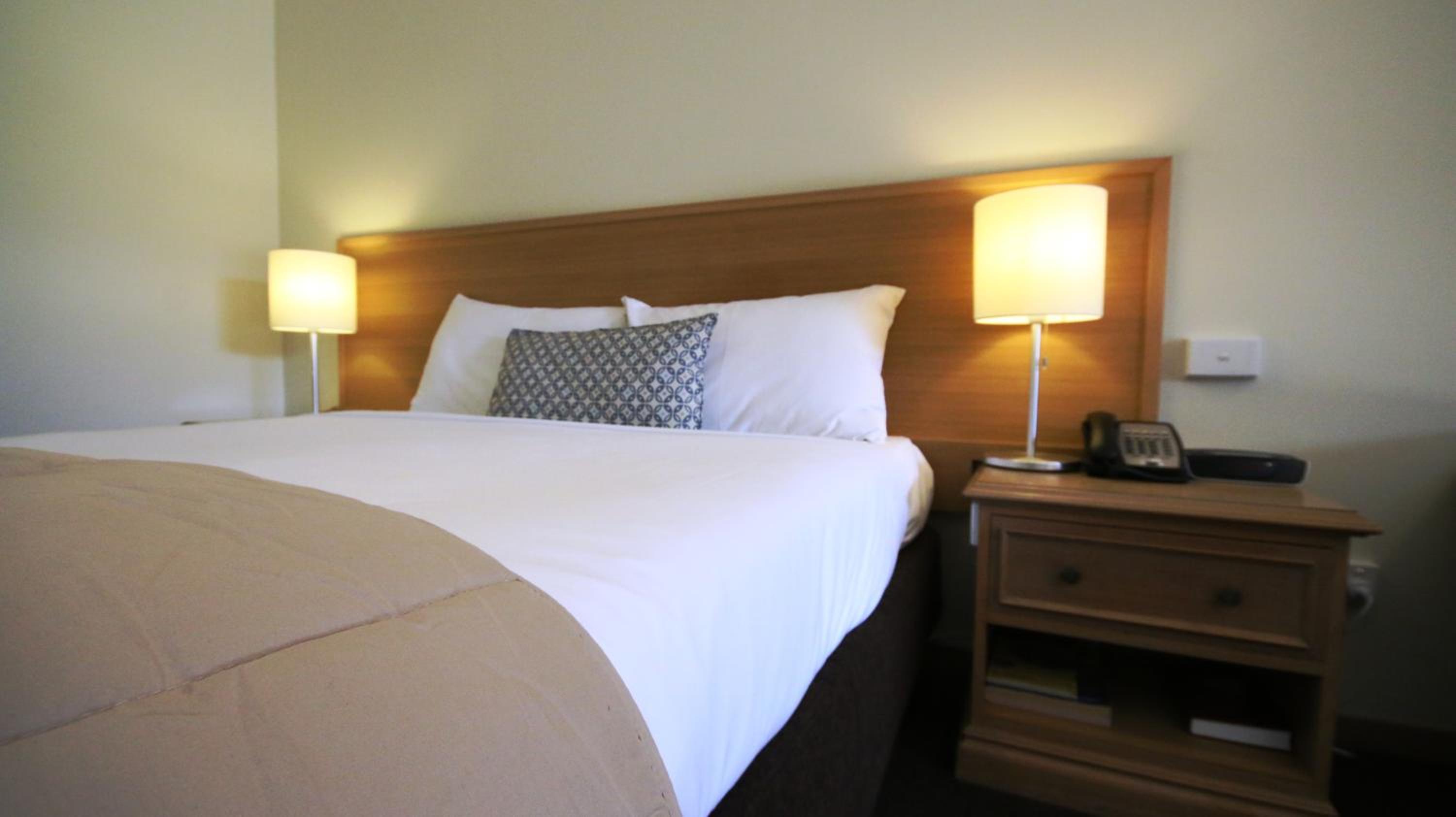 Queen Room - Photo 5