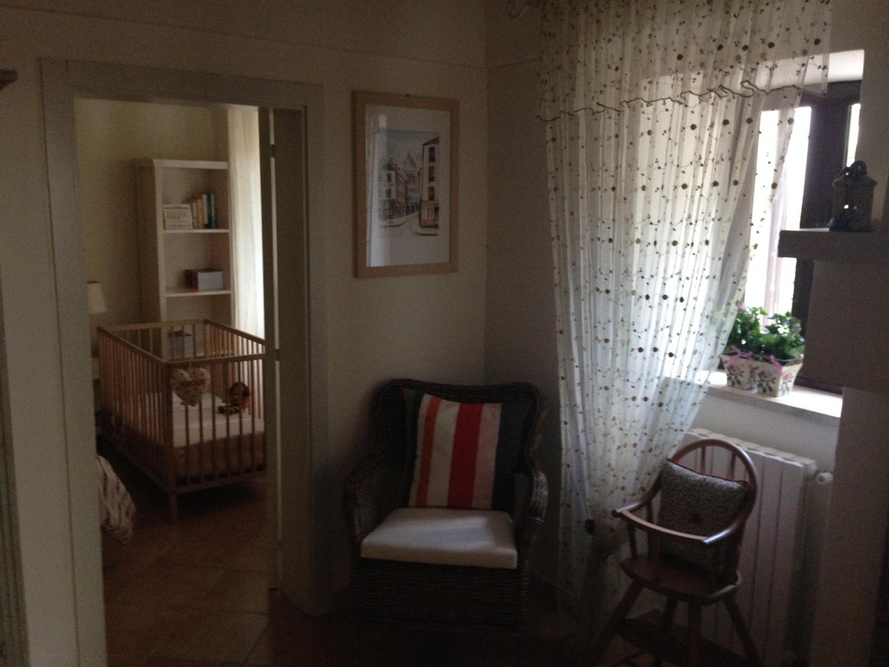 Two-Bedroom House - Photo 2