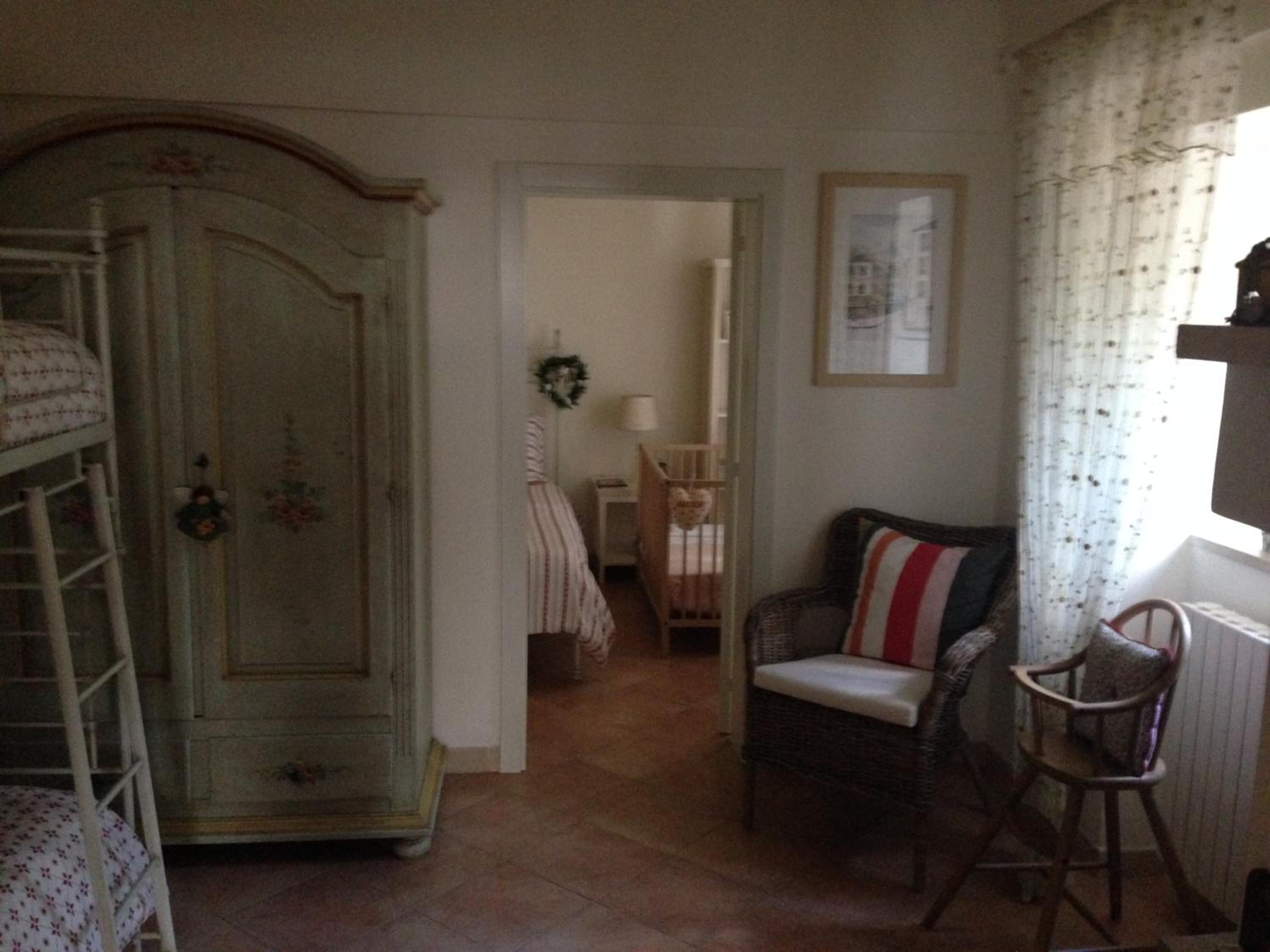 Two-Bedroom House - Photo 18