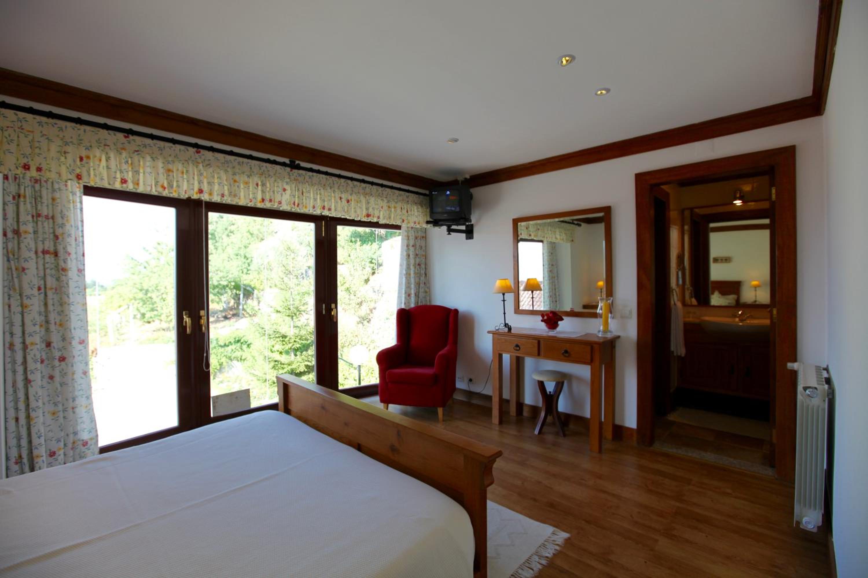 Double Room with Mountain View photo 2