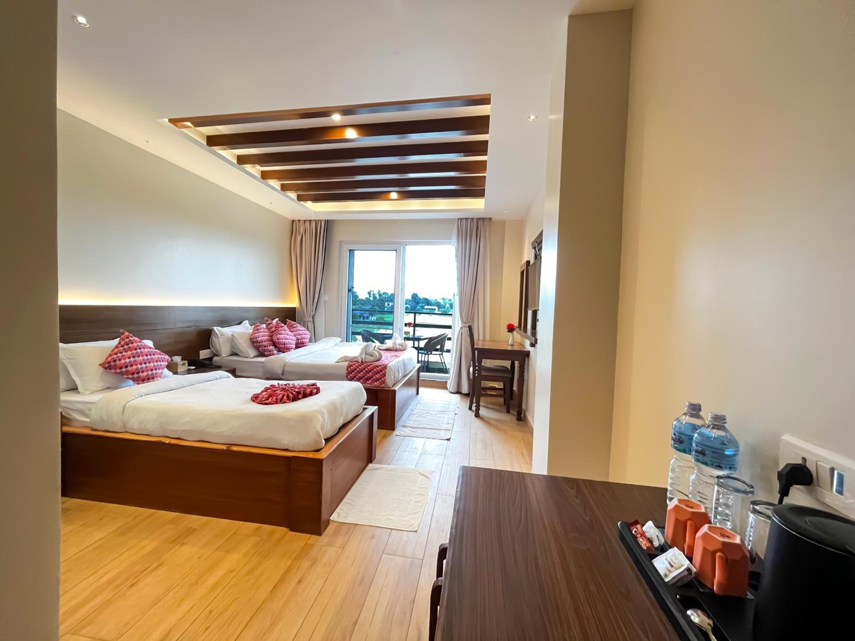 Deluxe Family Room photo 1