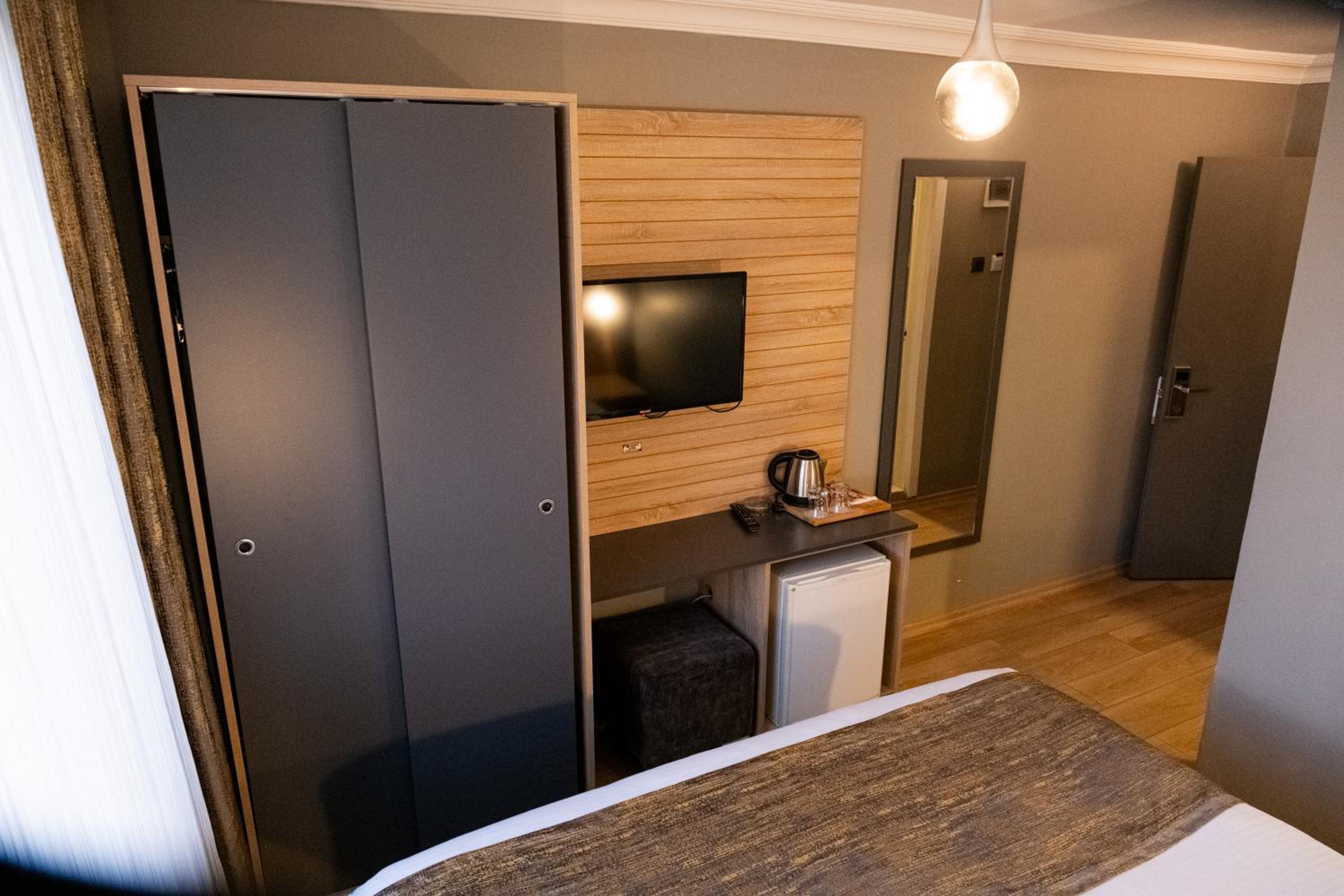 Single Room photo 3