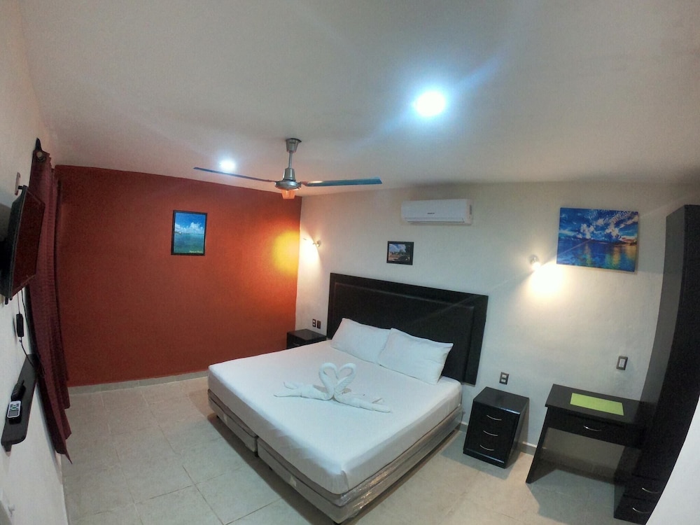 Superior Studio Suite, 2 Bedrooms, Kitchenette