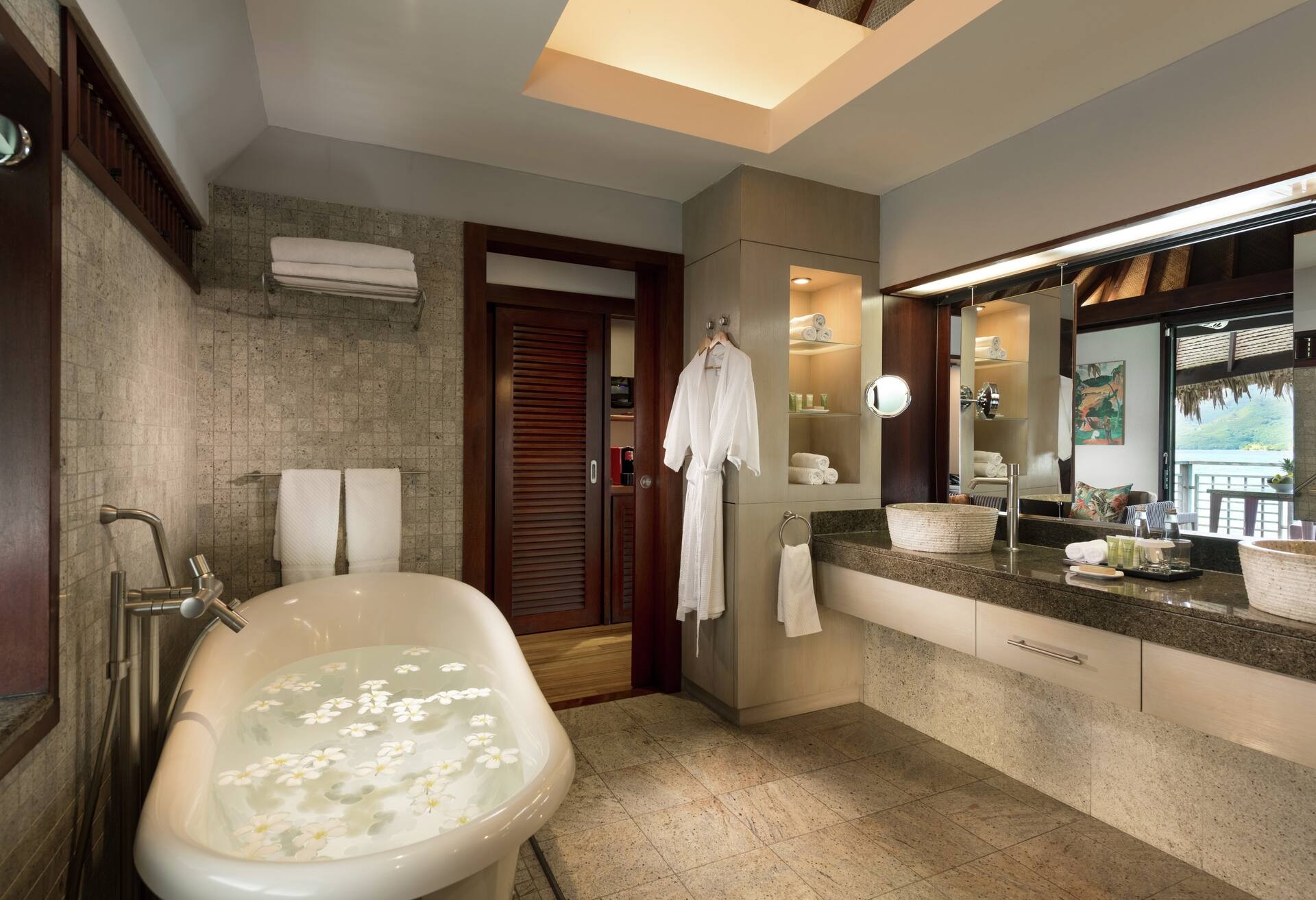 King Overwater Bungalow photo 3