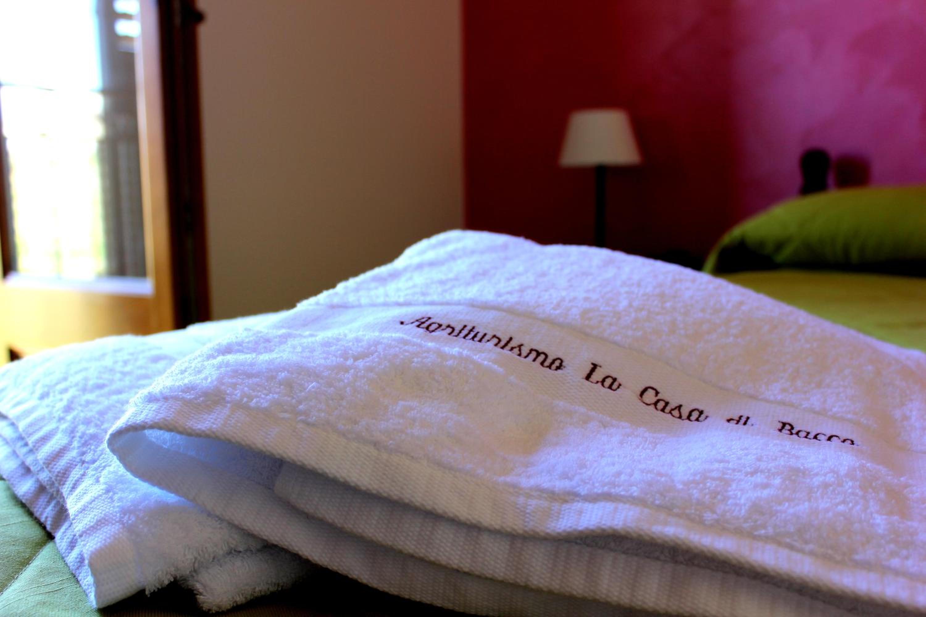 Standard Double Room - Photo 15
