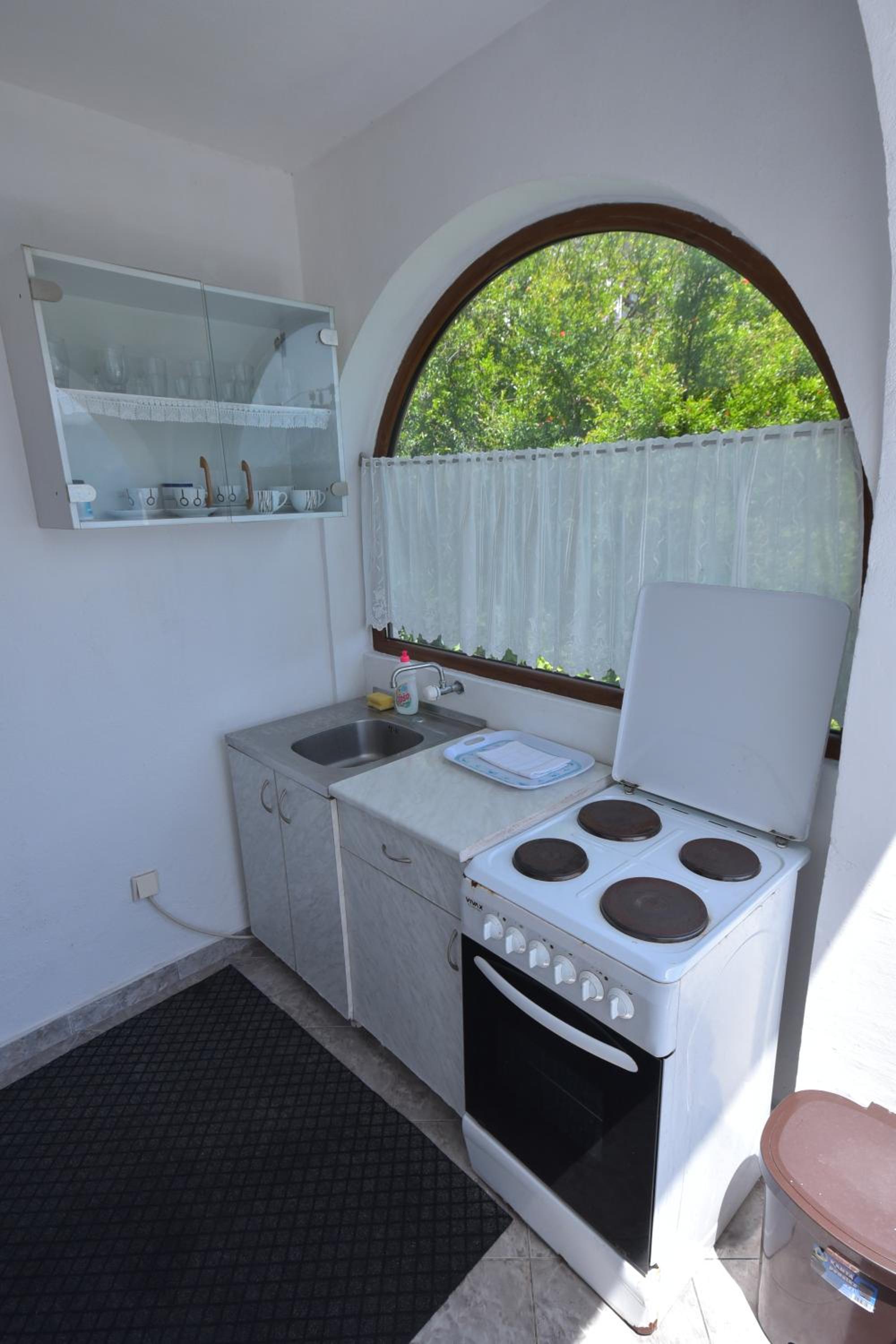 Double Room With Shared Bathroom photo 2