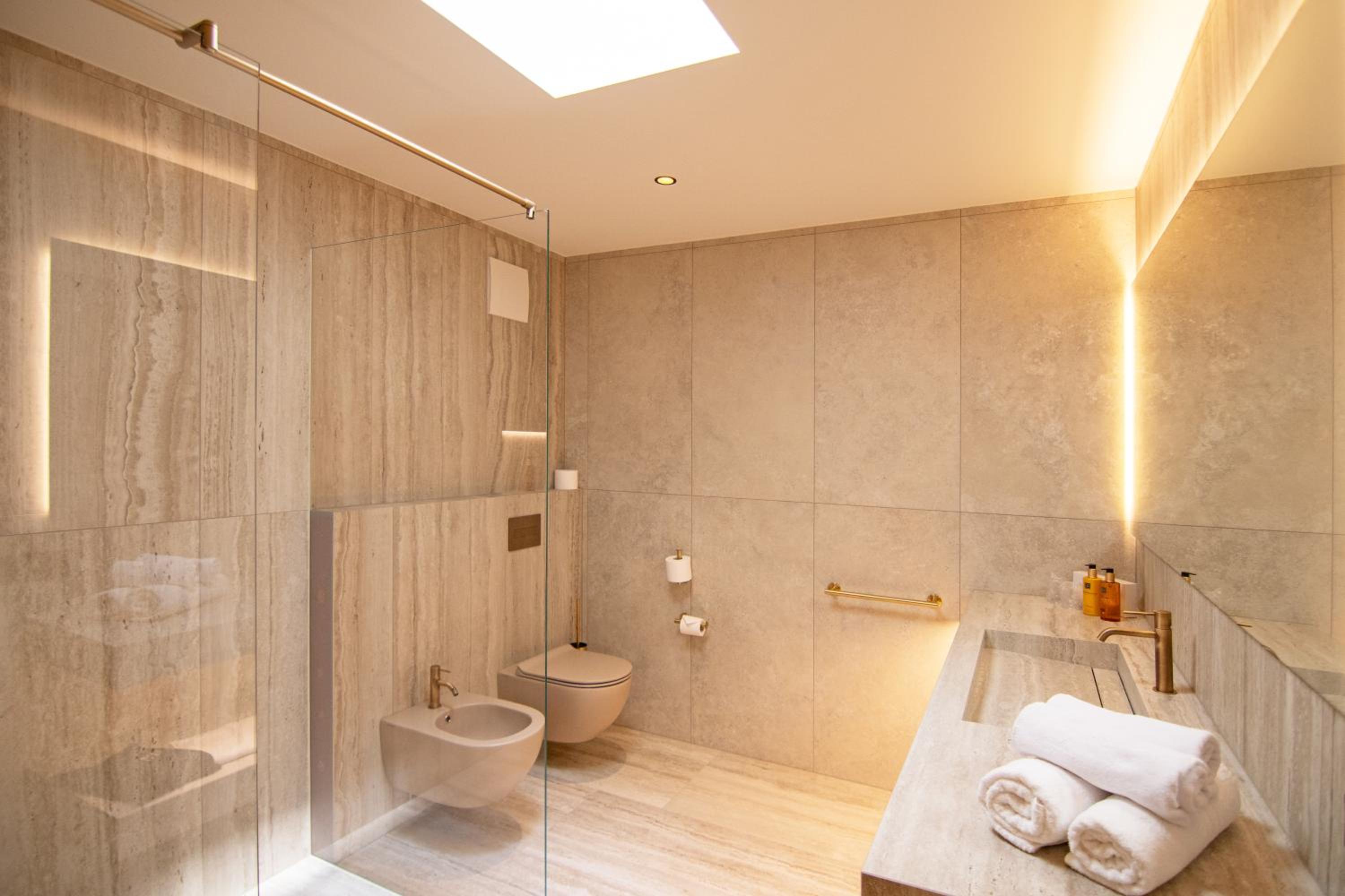 Superior Double Room - Photo 10