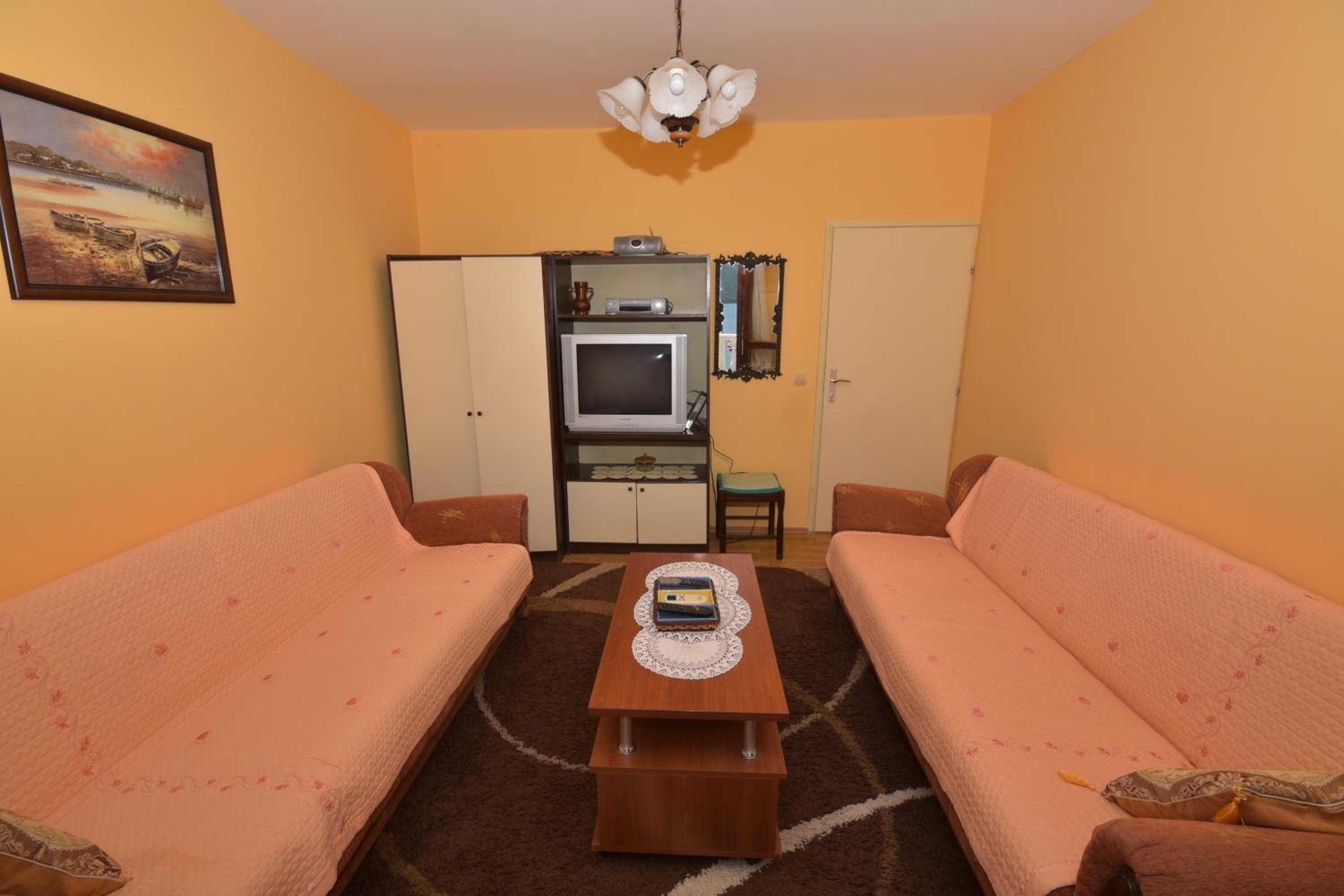 Two-Bedroom Apartment photo 2