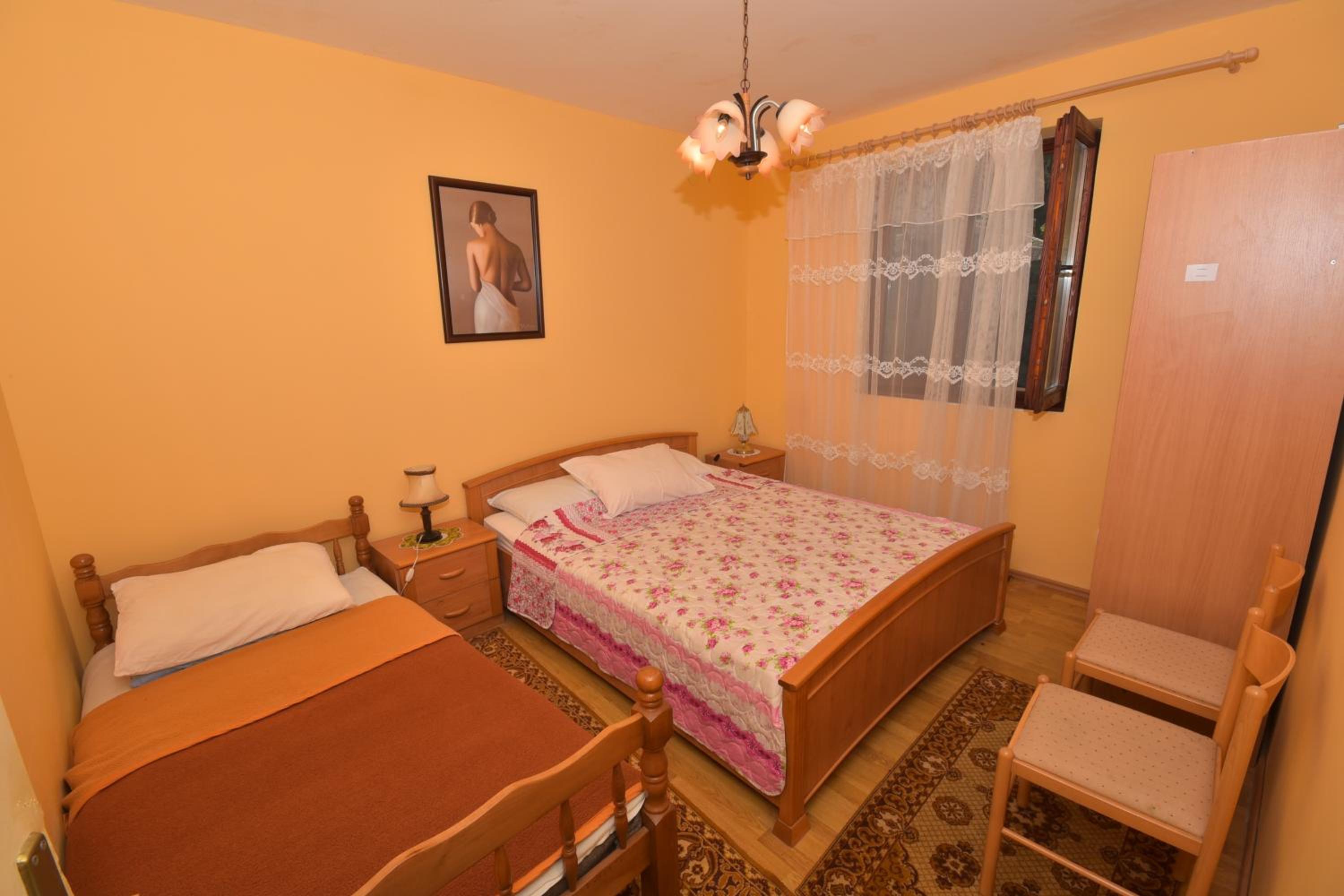 Double Room With Shared Bathroom