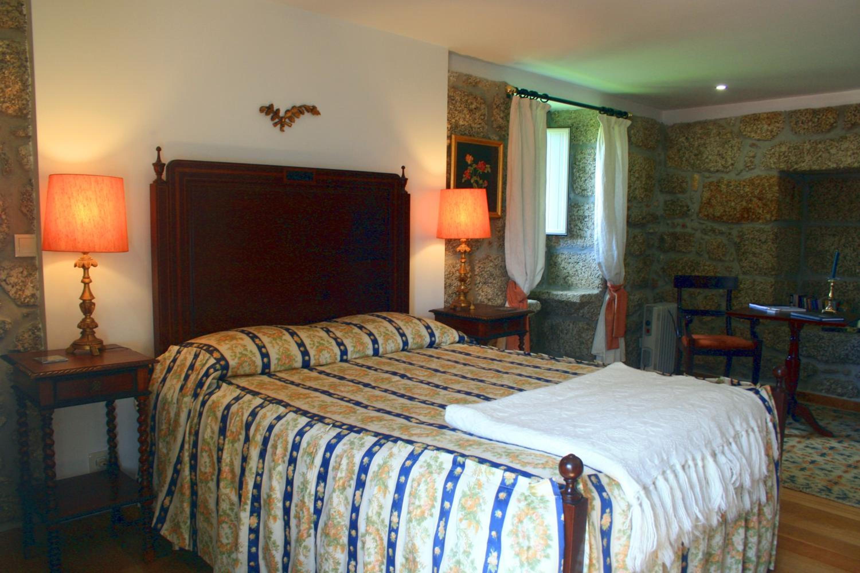 Deluxe Suite - Photo 1