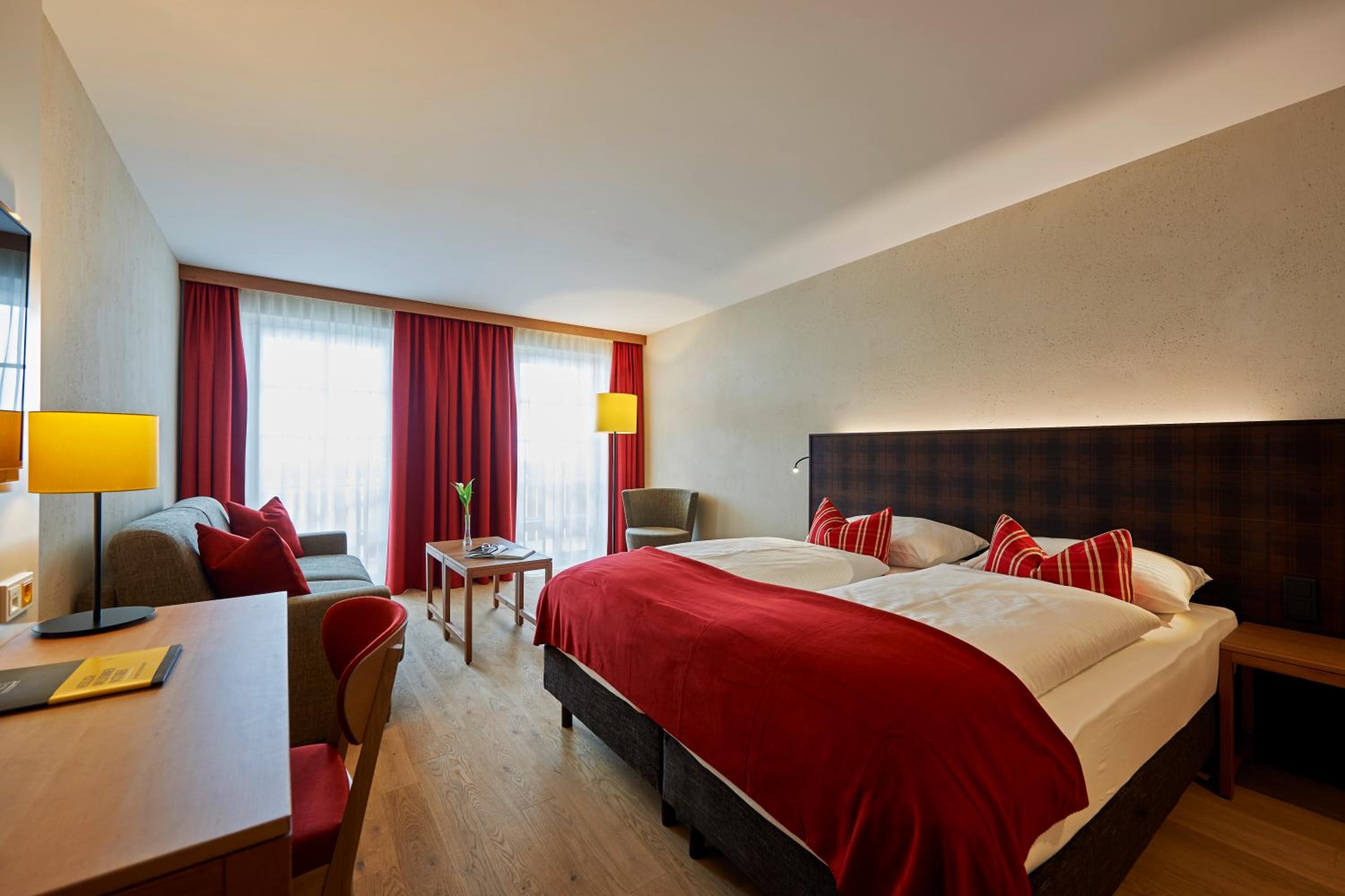 Deluxe Double or Twin Room - Photo 1