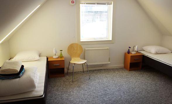 Single Room with Shared Shower and Toilet photo 2
