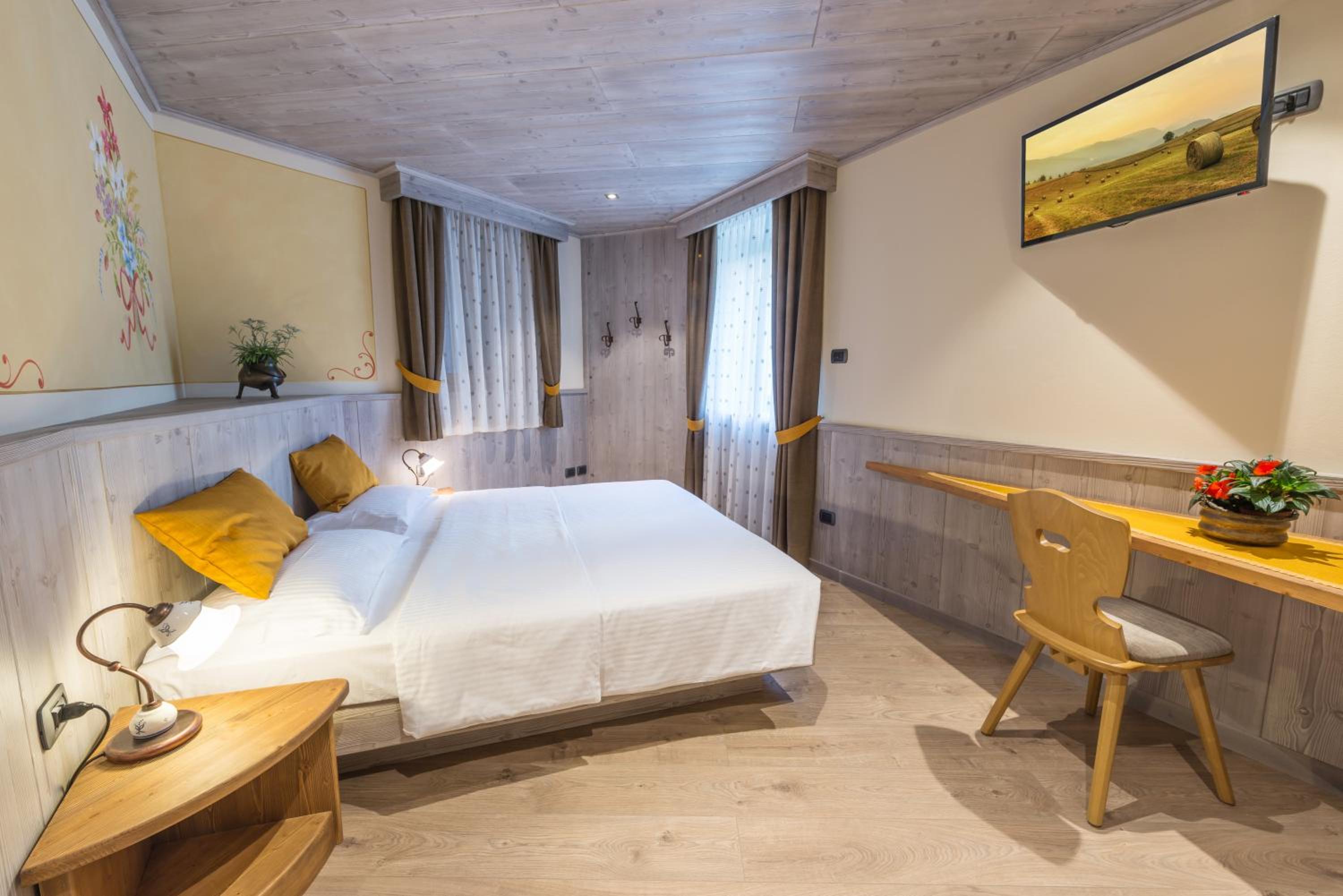 Deluxe Double or Twin Room - Photo 8