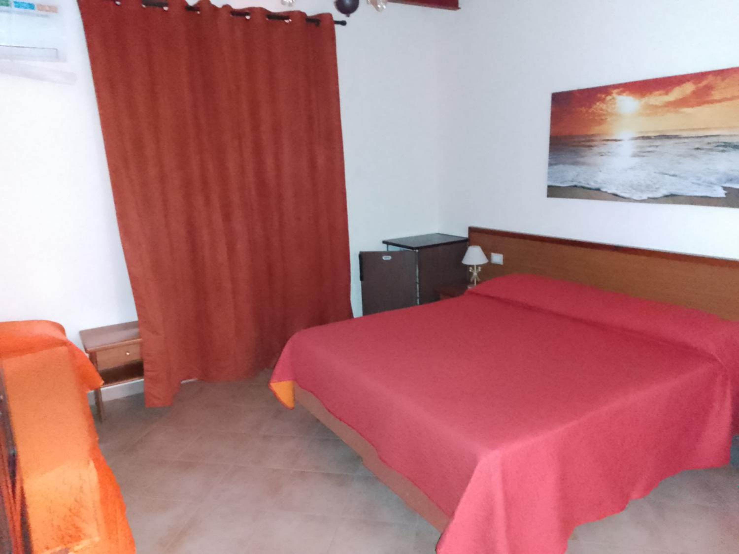 Basic Triple Room photo 1