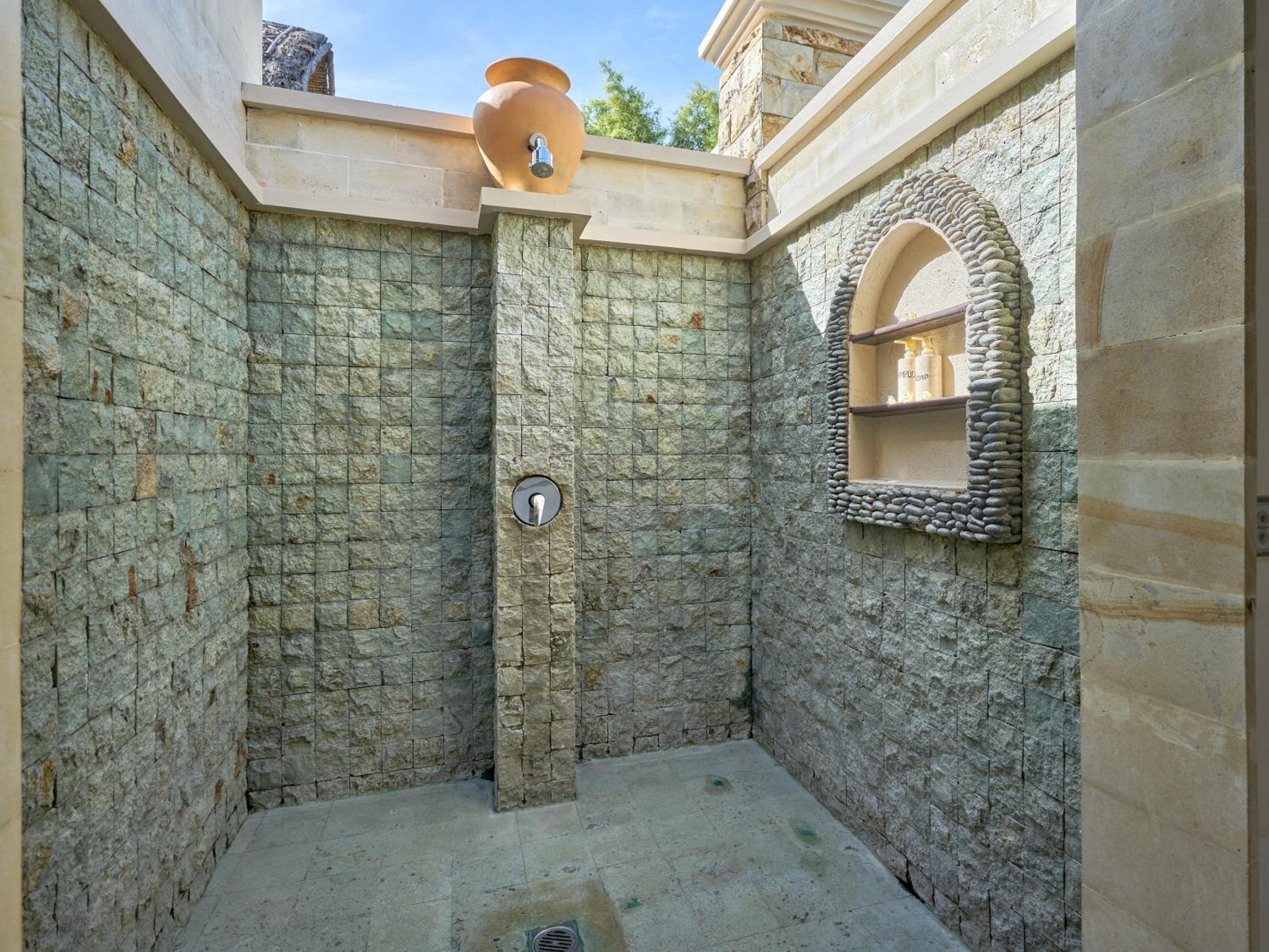 Two-Bedroom Villa photo 3