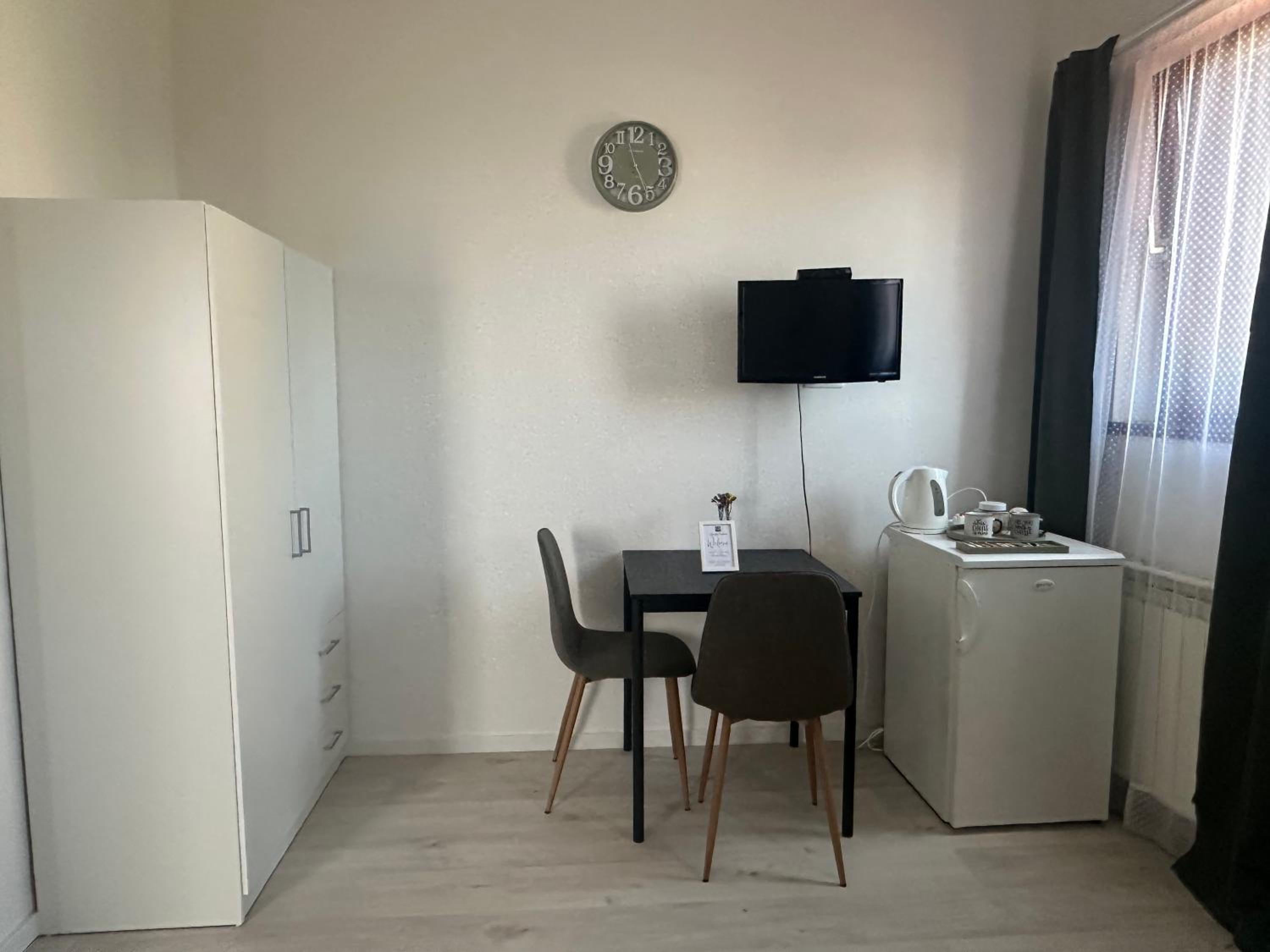 Standard Double Room photo 3