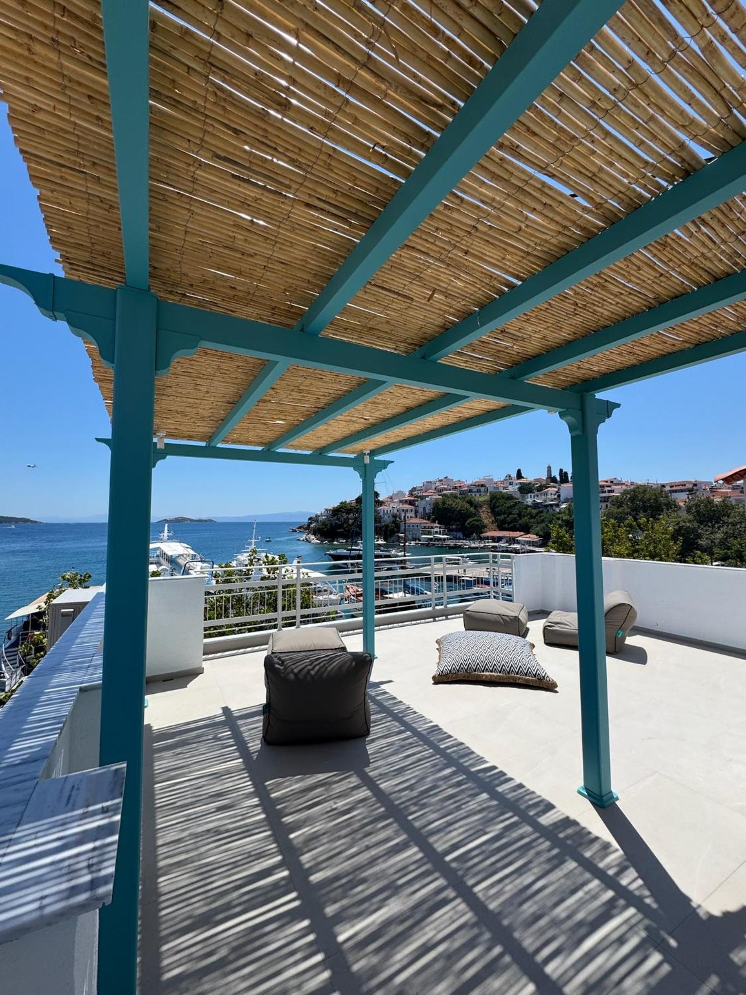 Apartment with View and Balcony photo 1