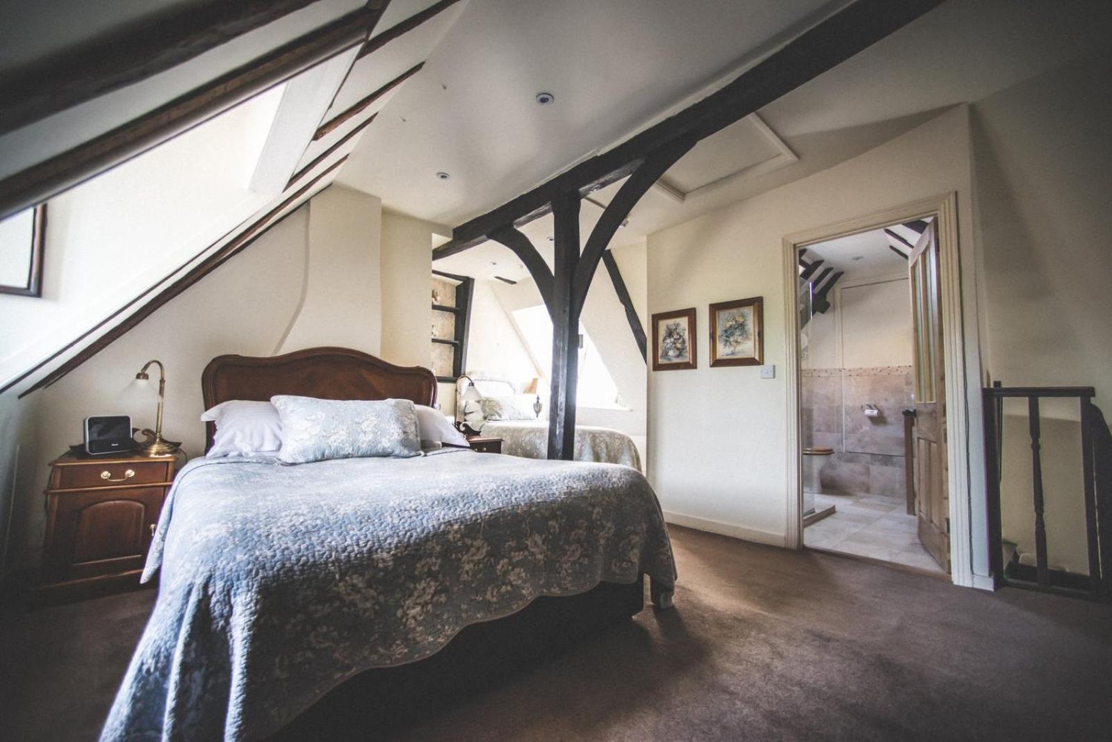 Standard Triple Room photo 2