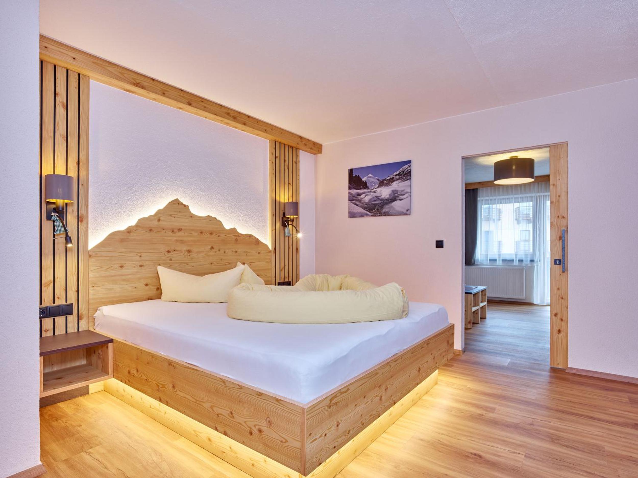 Suite with Mountain View